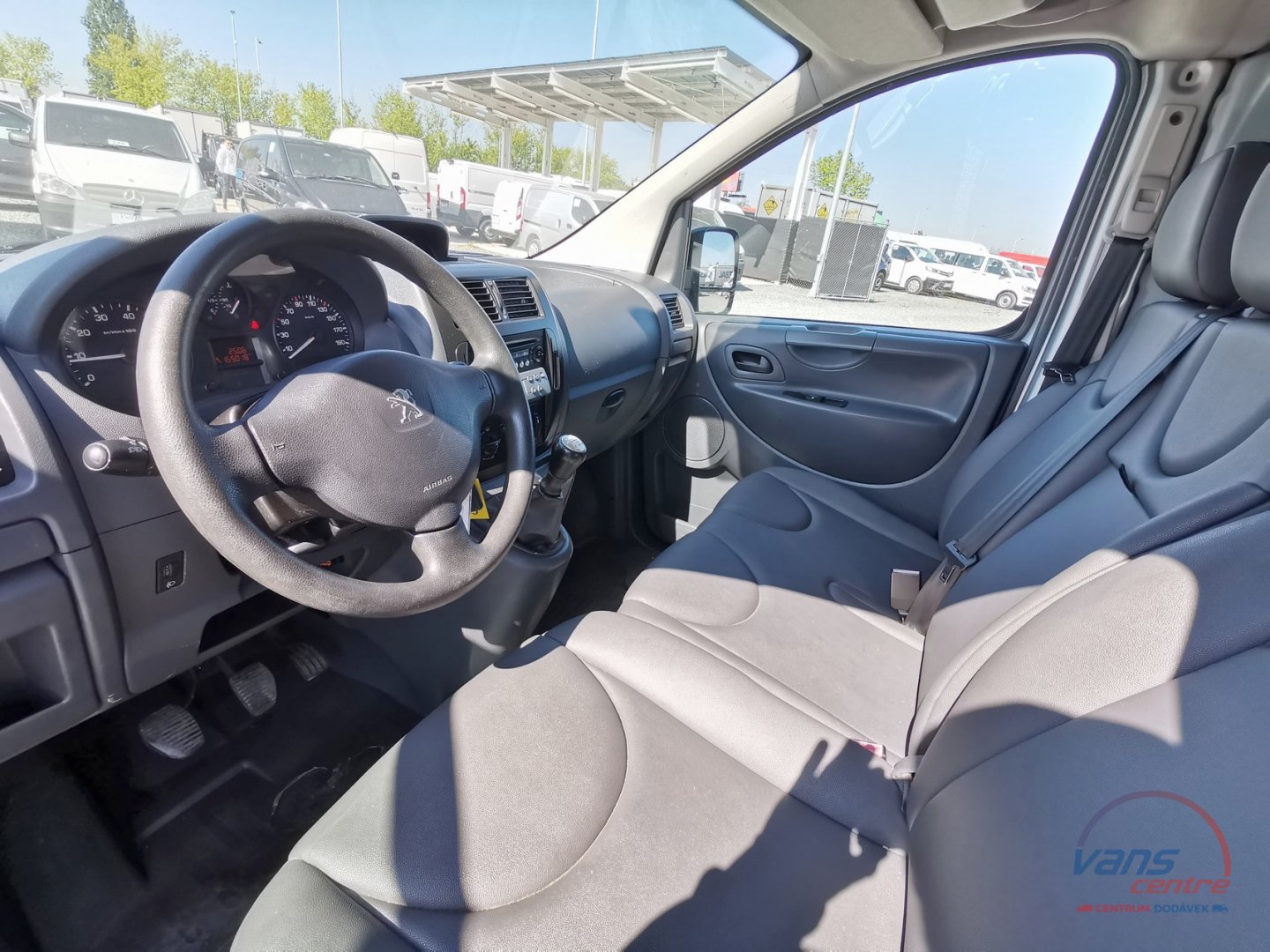 Peugeot EXPERT 1.6HDI/66KW L2H1/ MRAZÍ/CHLADÍ/ 2 KOMORY/ ČR