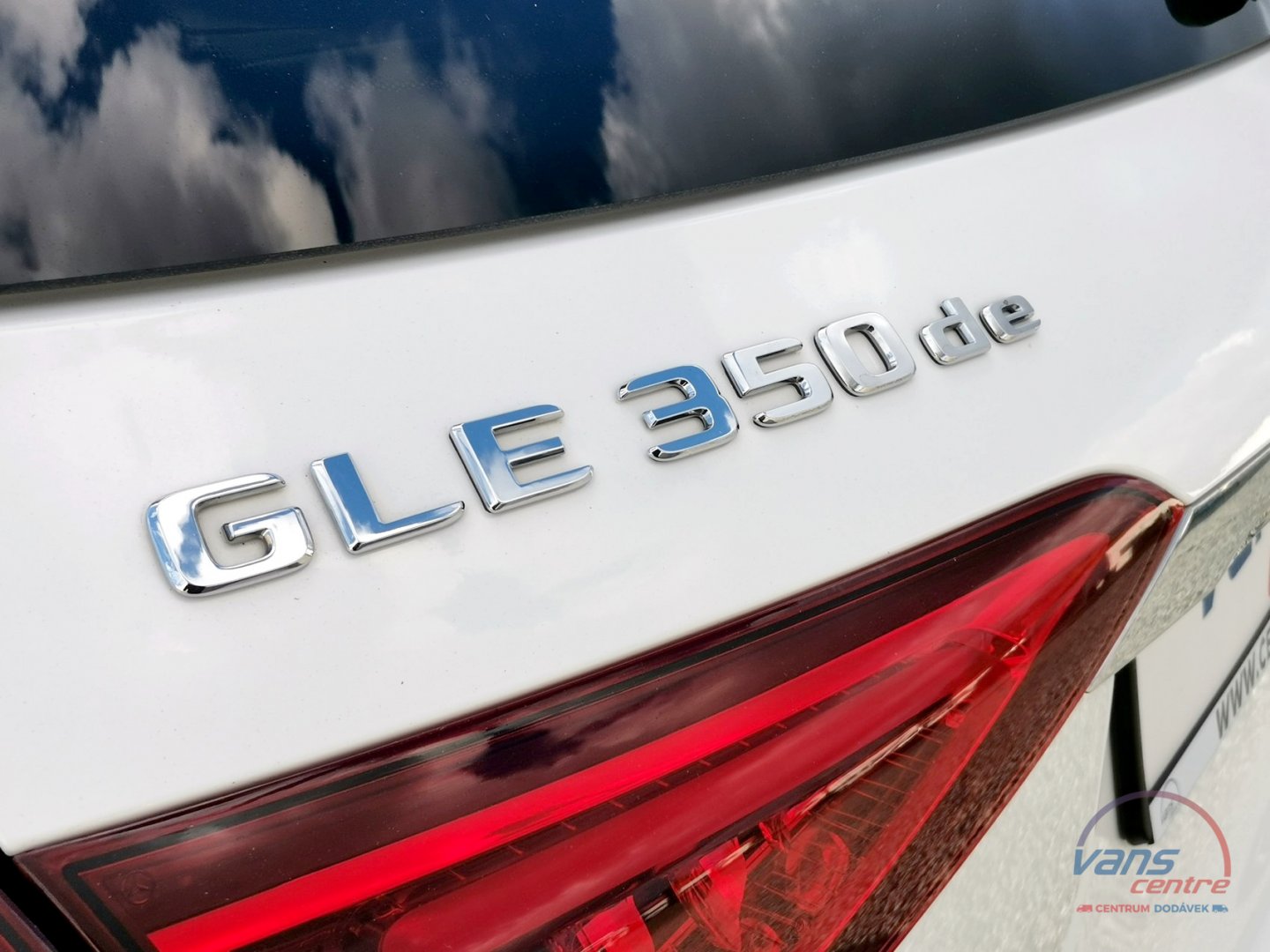 Mercedes-Benz GLE 350DE 4MATIC/ AMG/ AIR/ PANORAMA/ ČR/ 1.MAJ 
