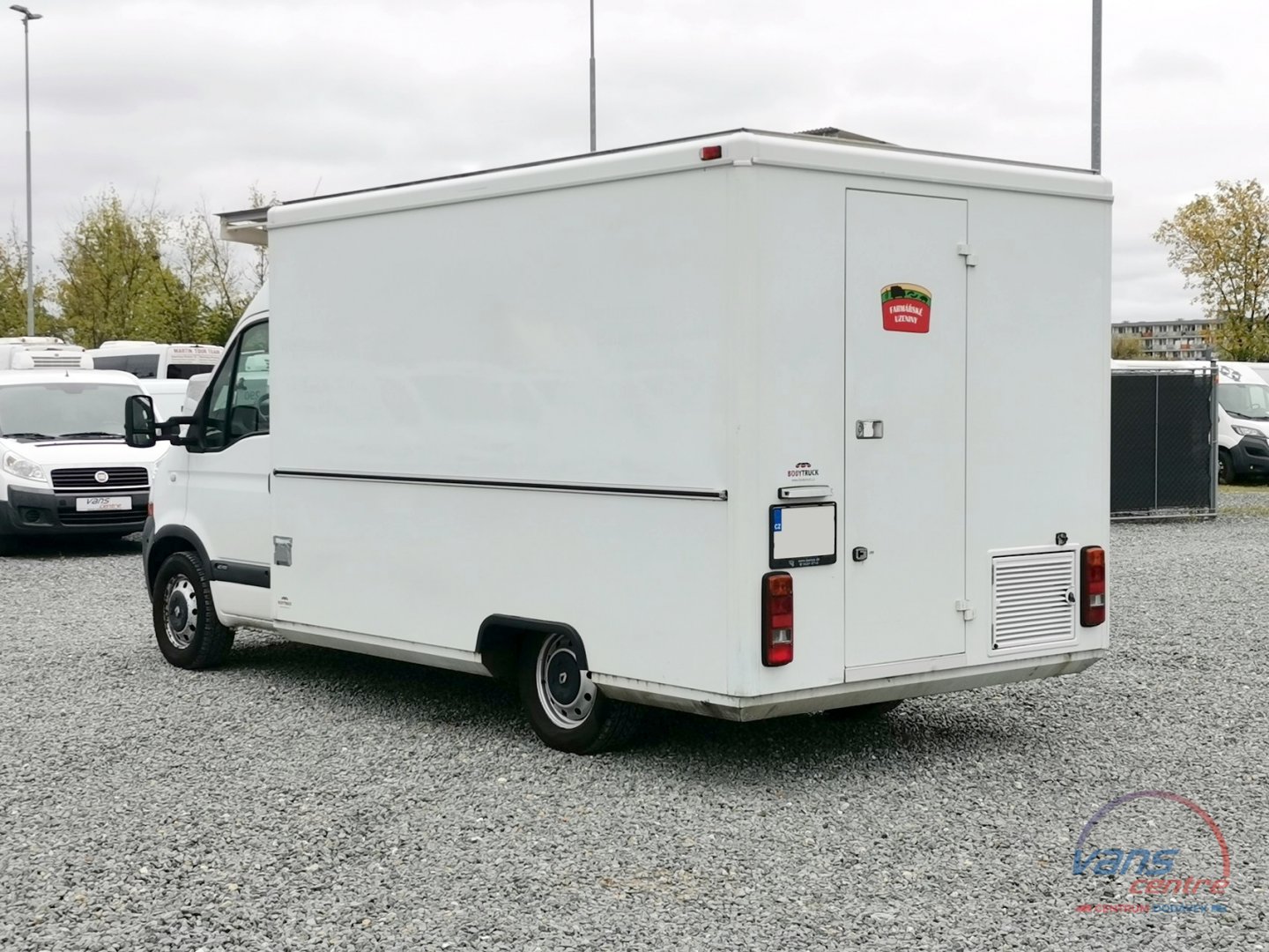Renault MASTER 2.5DCI POJÍZDNÁ PRODEJNA/ 230V