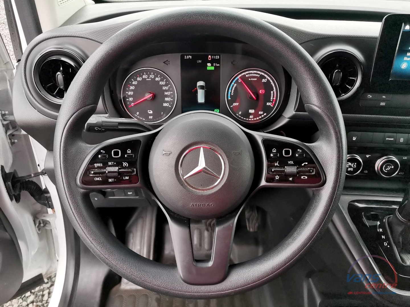 Mercedes-Benz ECITAN/L 90KW/ 45KWH / 75350KM