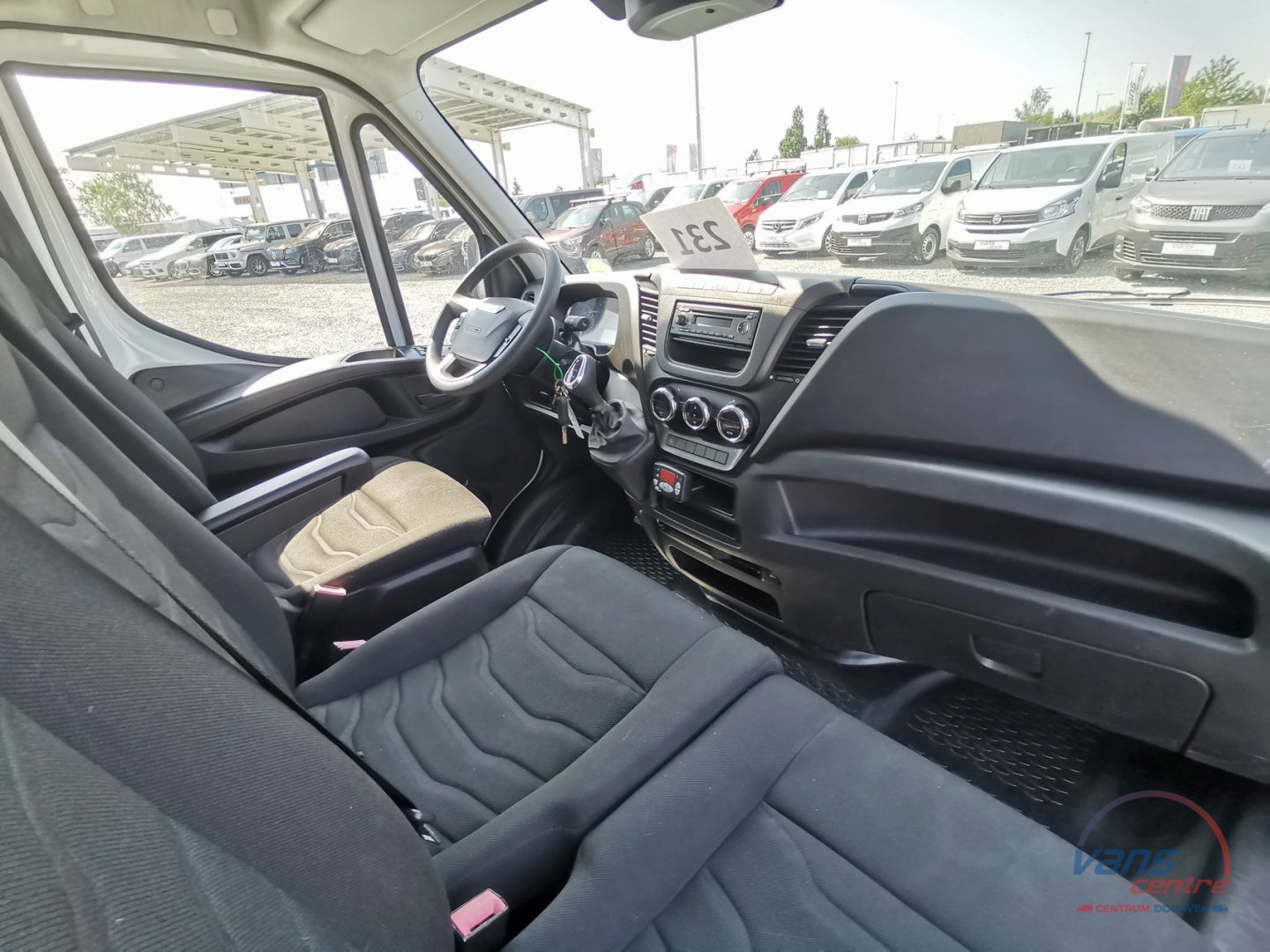 Iveco DAILY 35S17 HI-MATIC/ CHLADÍ/TOPÍ/ 8 PALET/ MĚCHY 