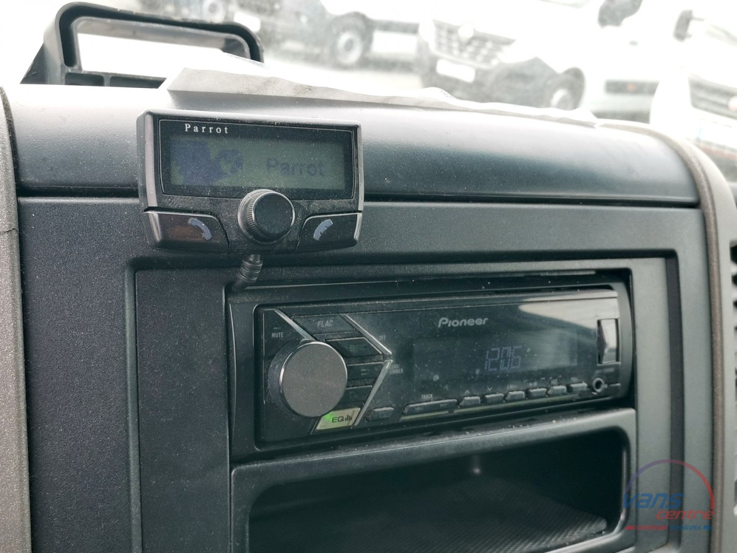Volkswagen CRAFTER 2.0TDI/100KW MAXI/ KLIMA/ ČR