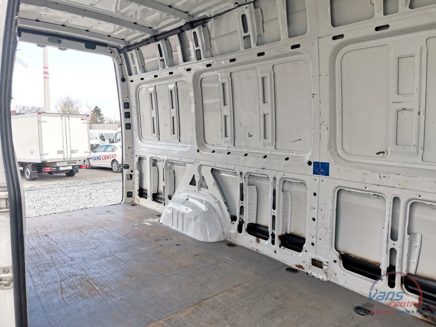 Volkswagen CRAFTER 2.0TDI/100KW MAXI/ KLIMA/ ČR