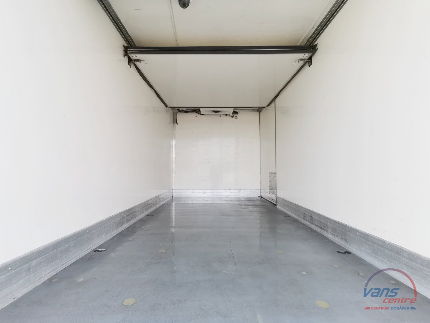 Renault MASTER 165DCI SKŘÍŇ 8 PALET/ HYDR.ČELO