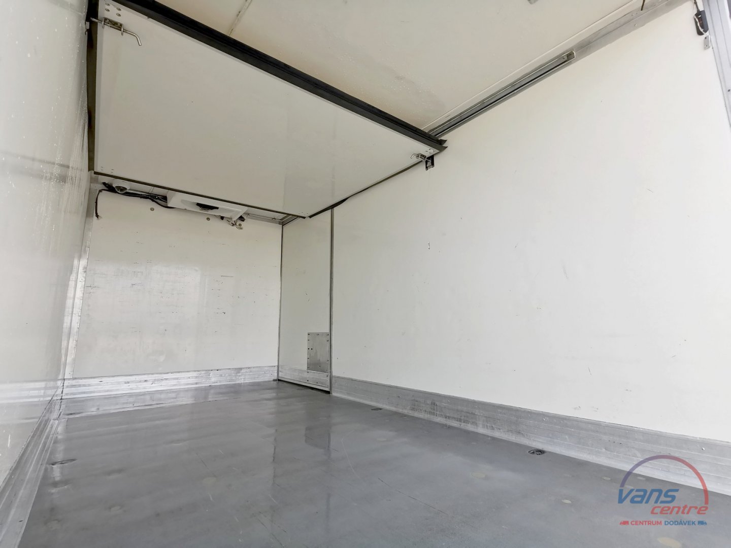 Renault MASTER 165DCI SKŘÍŇ 8 PALET/ HYDR.ČELO