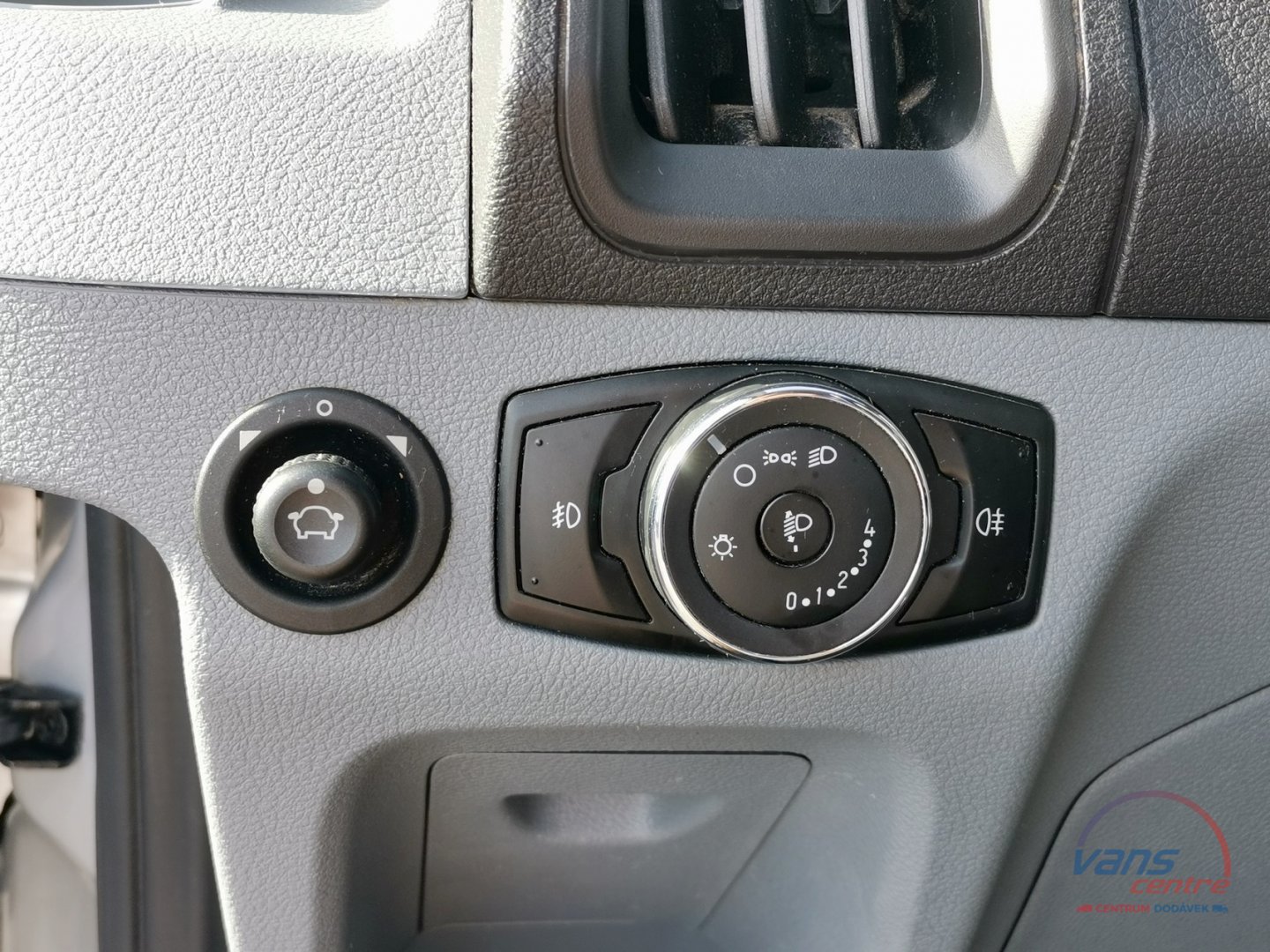 Renault MASTER 2.5DCI/88KW MAXI/ CHLAĎÁK/ KLIMA/ TAŽNÉ
