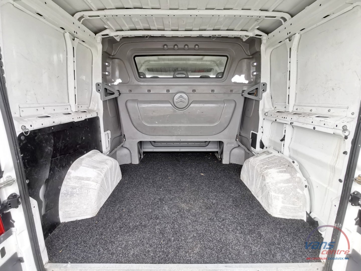 Citroën JUMPER 2.2HDI/88KW L1H1/ 5 MÍST/ KLIMA/ TAŽNÉ