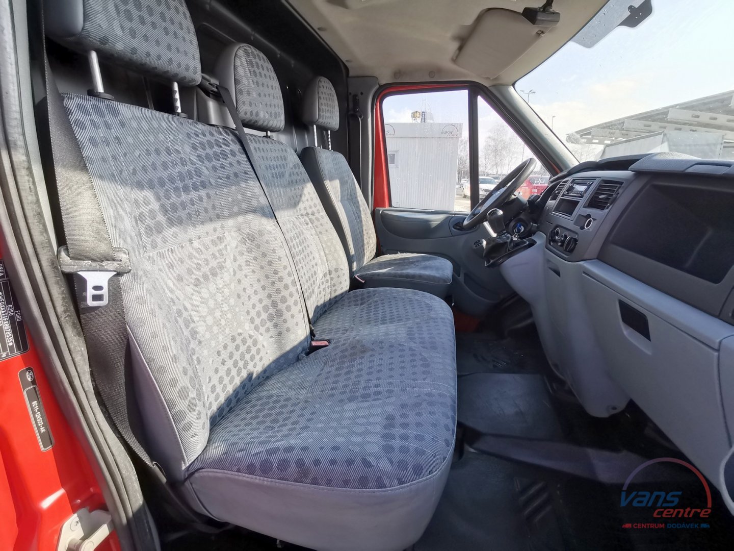 Ford TRANSIT 2.2TDCI/63KW L1H1/ CHLAĎÁK/ ČR