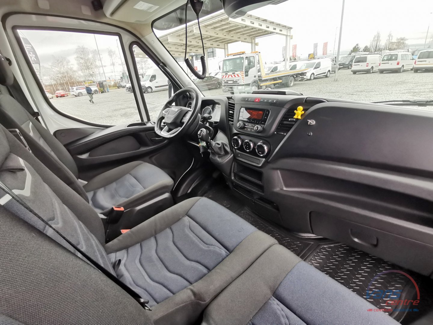 Iveco DAILY 35S18 SKŘÍŇ 8 PALET/ KLIMA/ NEZ.TOPENÍ/ ČR
