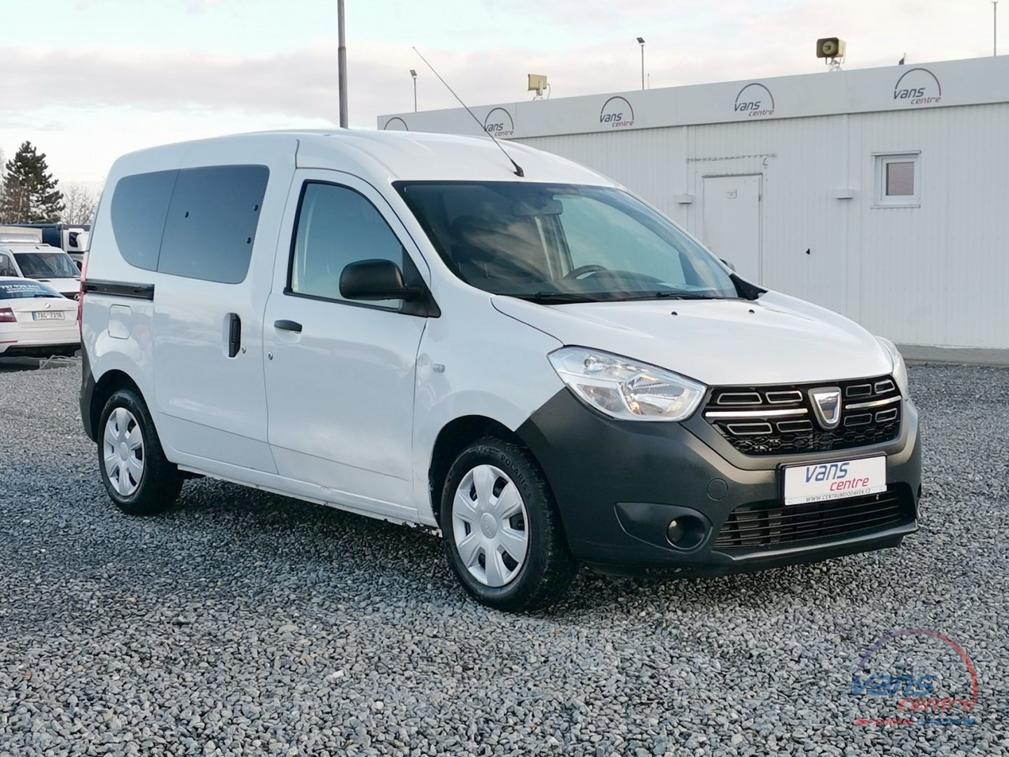 Dacia DOKKER 1.6/75KW 5 MÍST