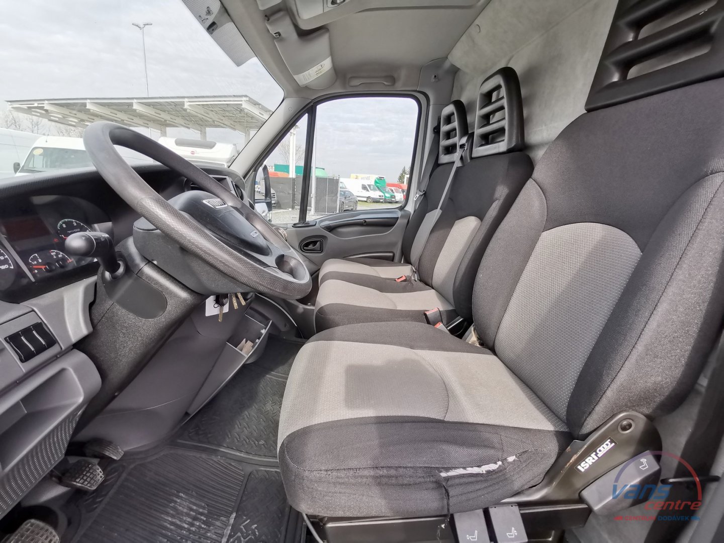 Iveco DAILY 35S15 STŘEDNÍ/ KLIMA 