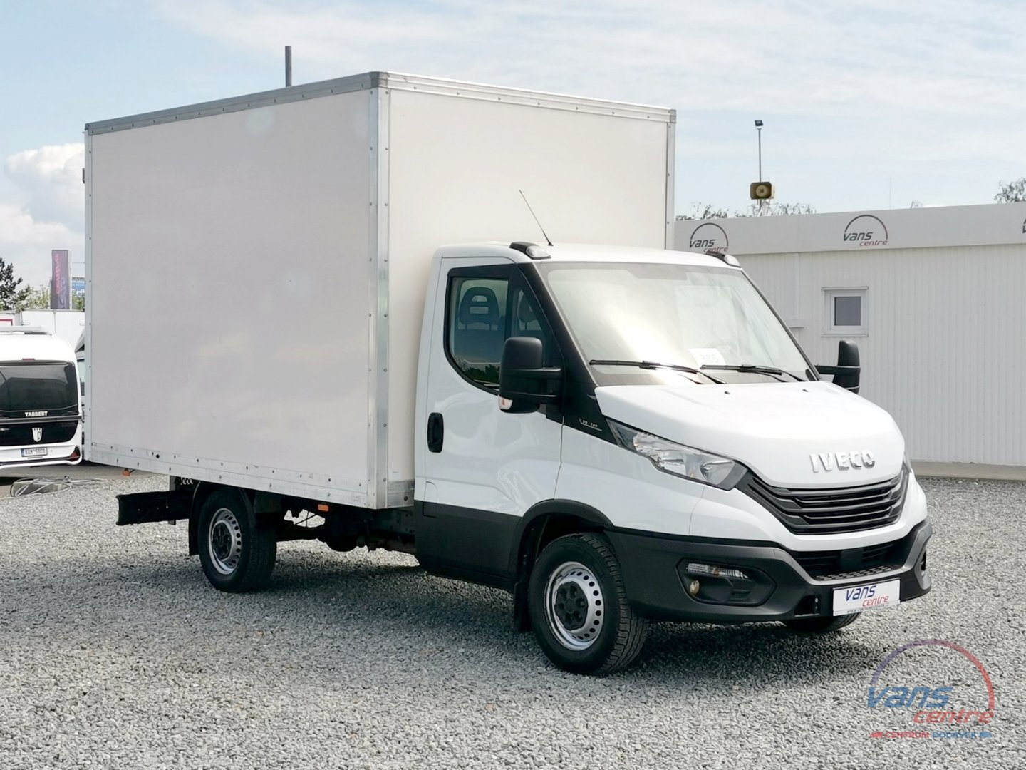 Renault MASTER 170DCI VALNÍK 10 PALET/ MĚCHY/ KLIMA