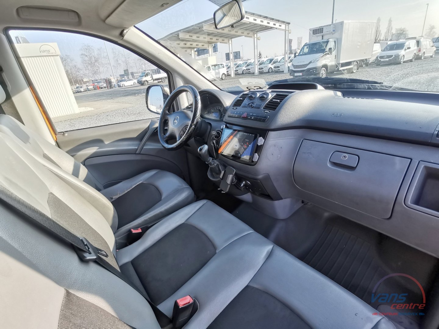 Mercedes-Benz VITO 109CDI/XL 6 MÍST/ TEMPOMAT/ TAŽNÉ