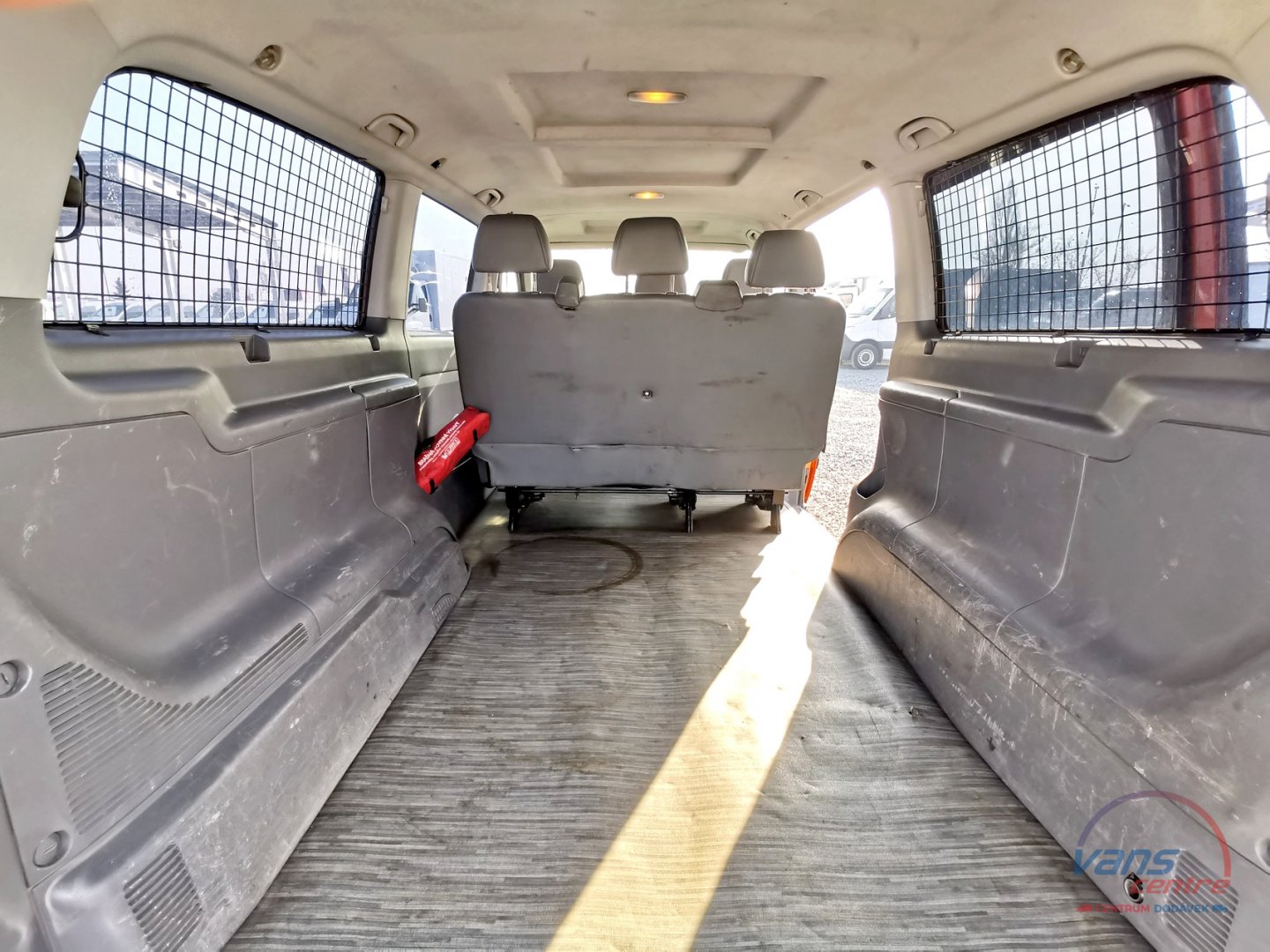 Mercedes-Benz VITO 109CDI/XL 6 MÍST/ TEMPOMAT/ TAŽNÉ