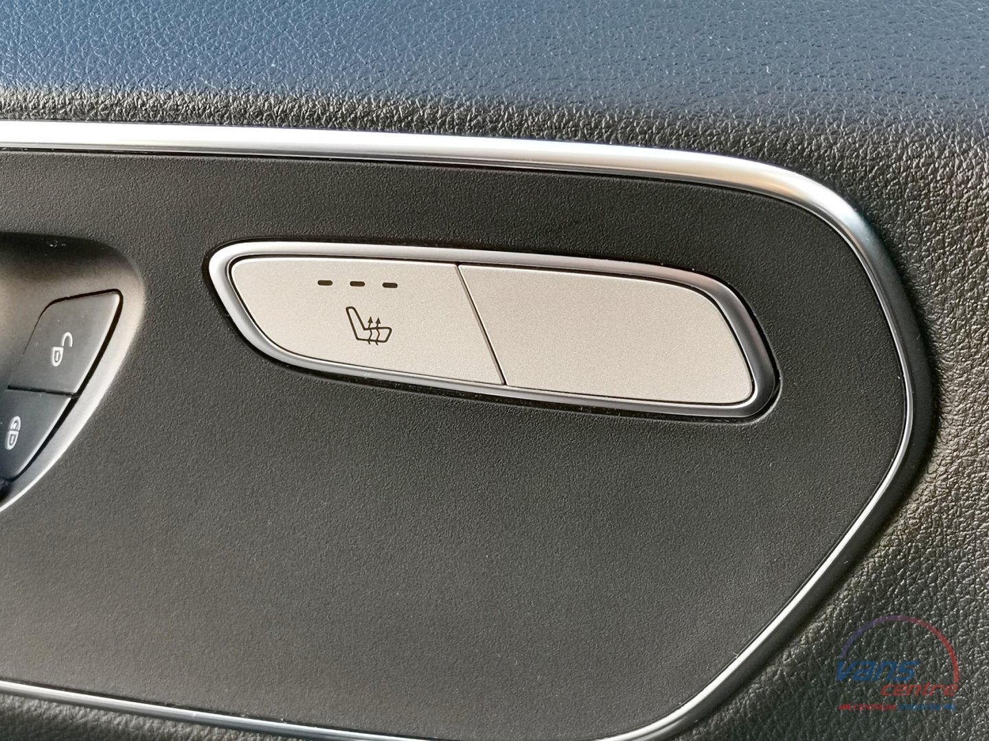 Mercedes-Benz VITO 111CDI/L TOURER 5 MÍST/ KLIMA/ NAVI/ LED 