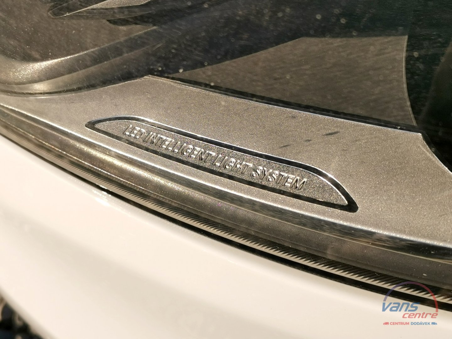 Mercedes-Benz VITO 111CDI/L TOURER 5 MÍST/ KLIMA/ NAVI/ LED 