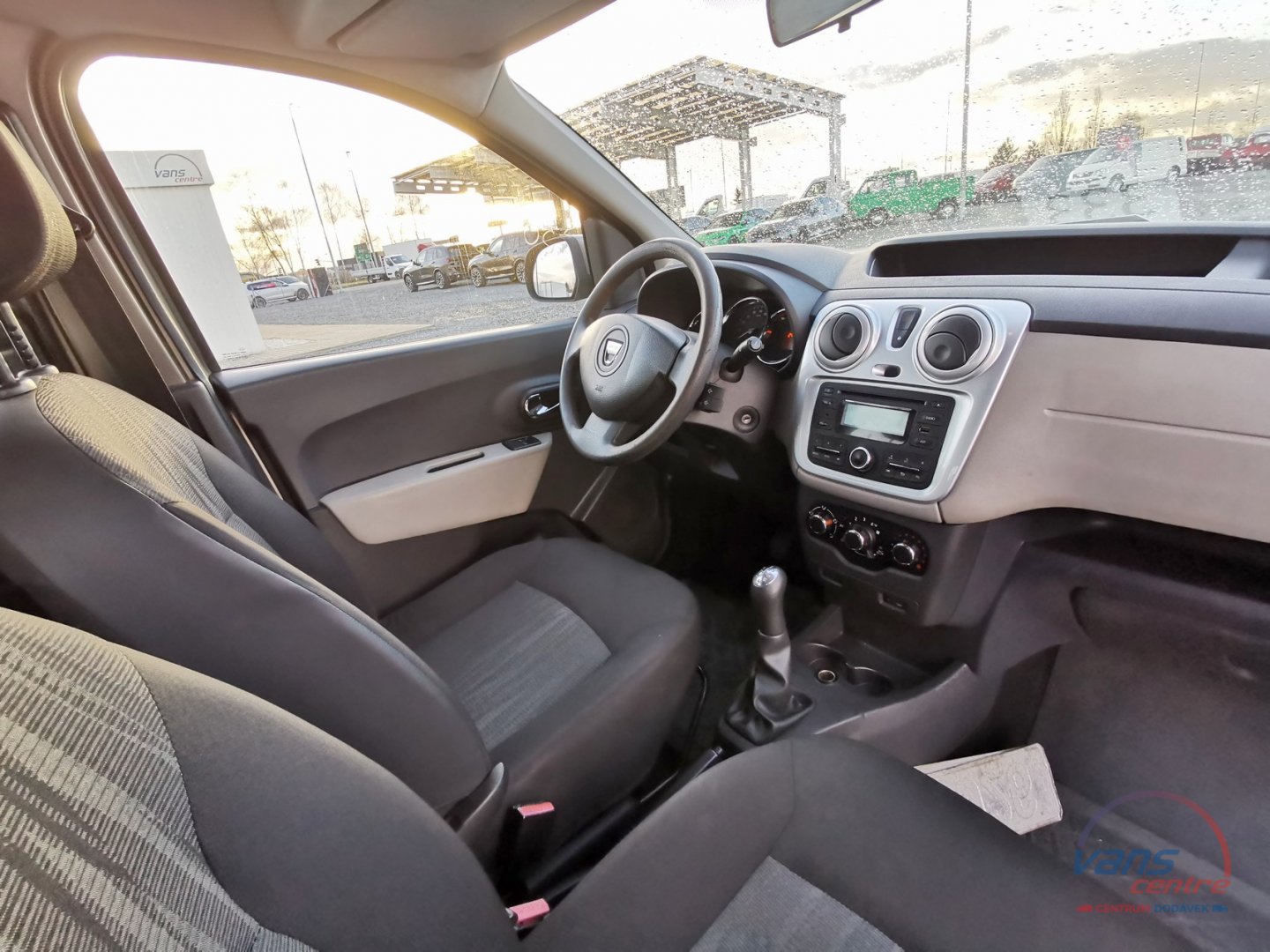 Dacia DOKKER 1.6/61KW 5 MÍST/ KLIMA/ TAŽNÉ/ ČR