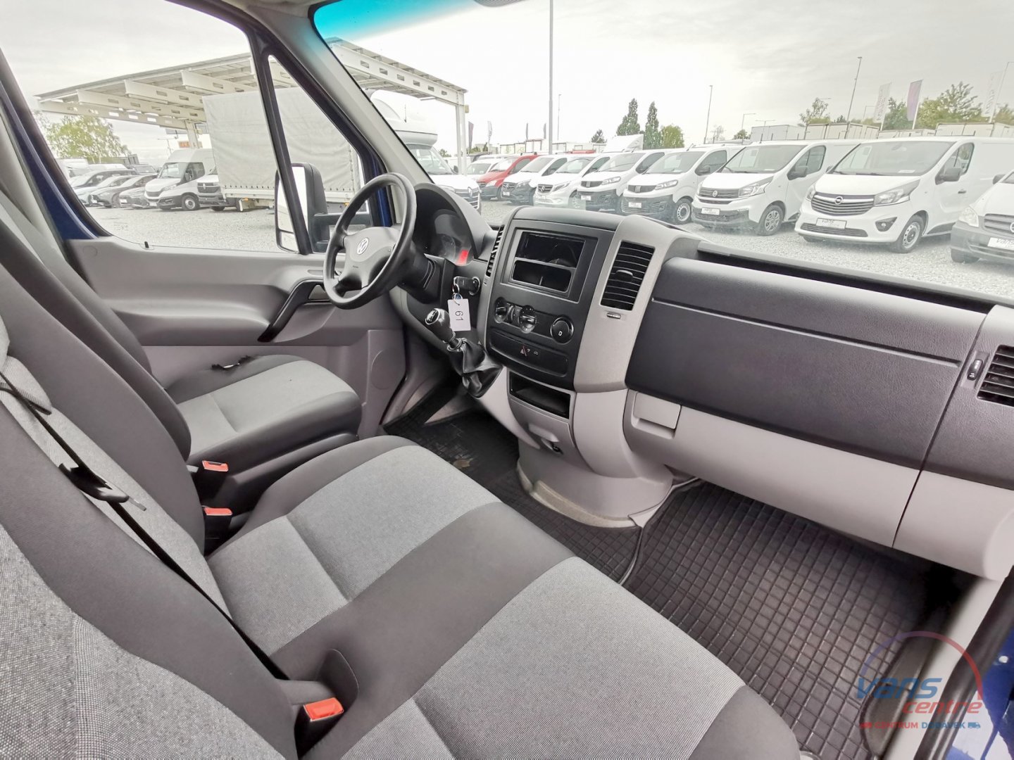 Volkswagen CRAFTER 2.0TDI/103KW SKŘÍŇ/ CHLAĎÁK/ 2 KOMORY/ MĚCHY