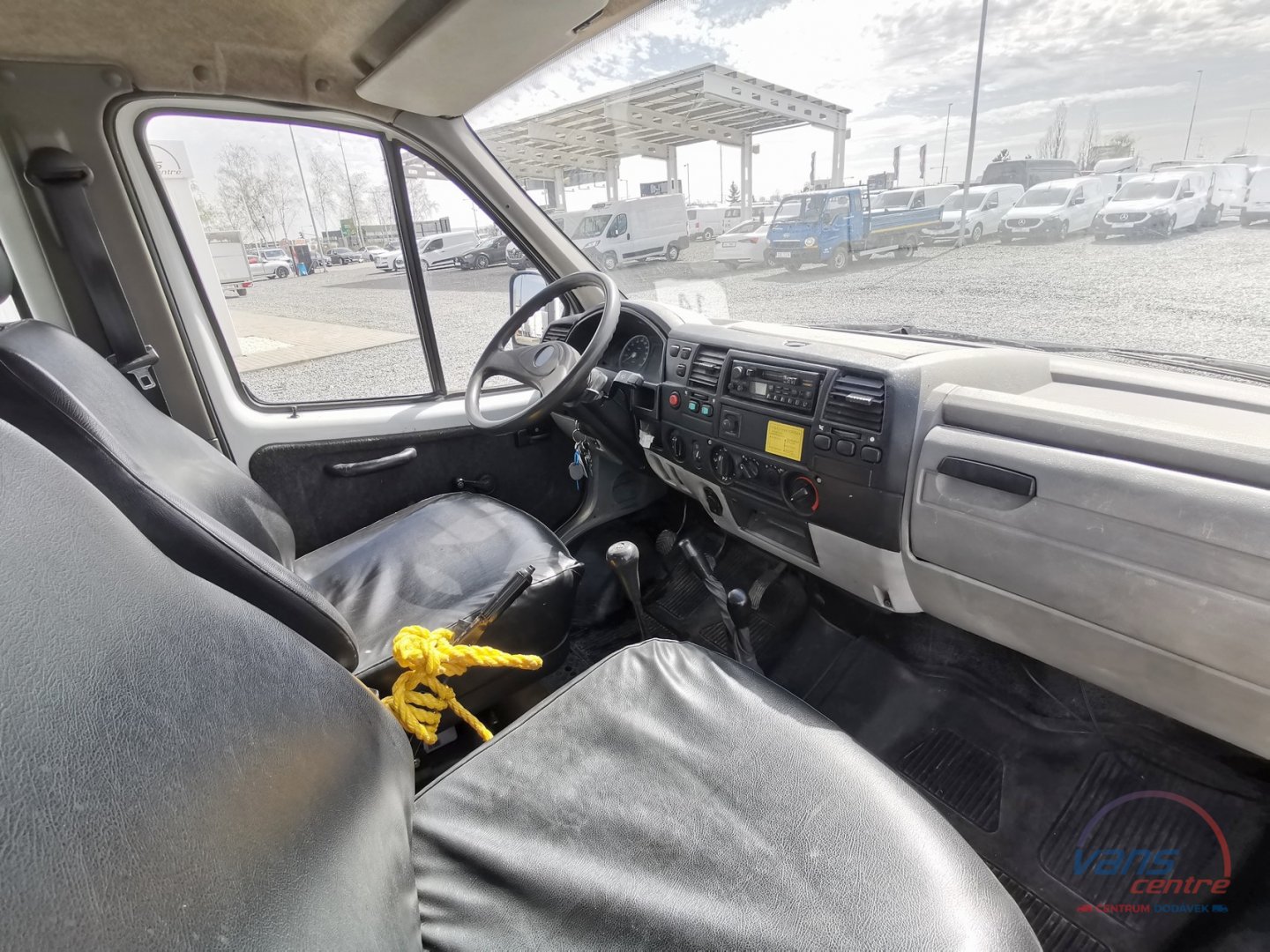 Ford TRANSIT 2.0TDCI/96KW VALNÍK 2,8M/ 7 MÍST/ TAŽNÉ/ 47625KM