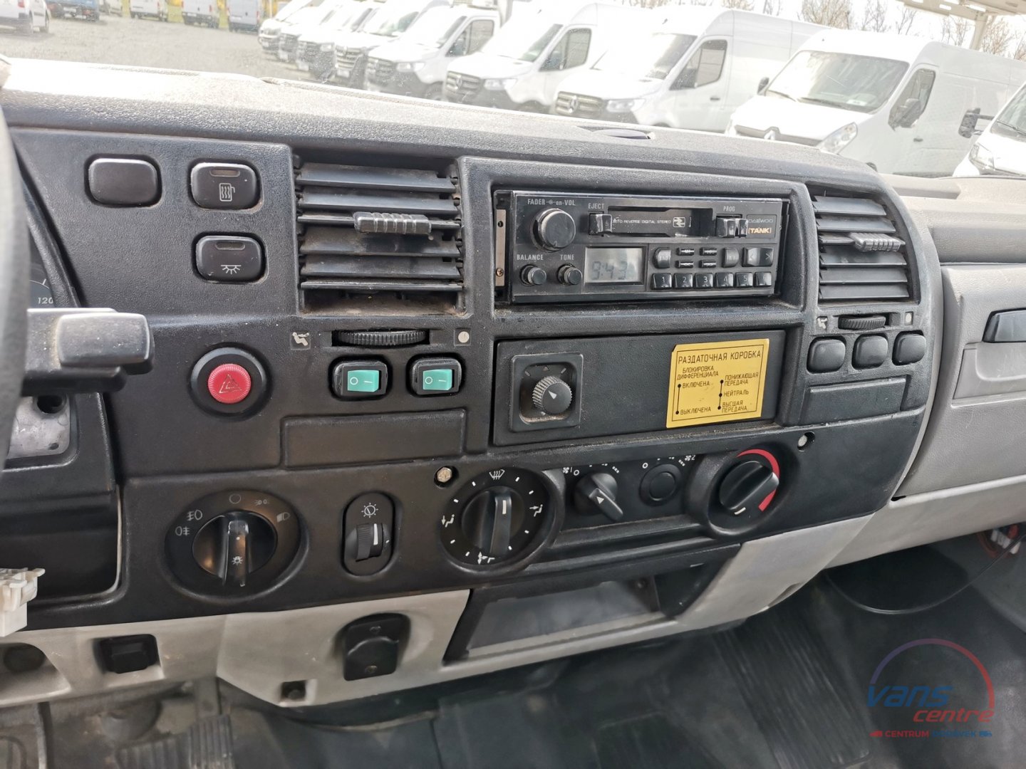 Ford TRANSIT 2.0TDCI/96KW VALNÍK 2,8M/ 7 MÍST/ TAŽNÉ/ 47625KM
