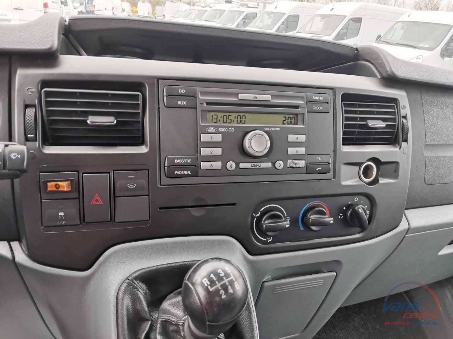 Ford TRANSIT 2.2TDCI/92KW VALNÍK 4,1M/ TAŽNÉ 2,8T
