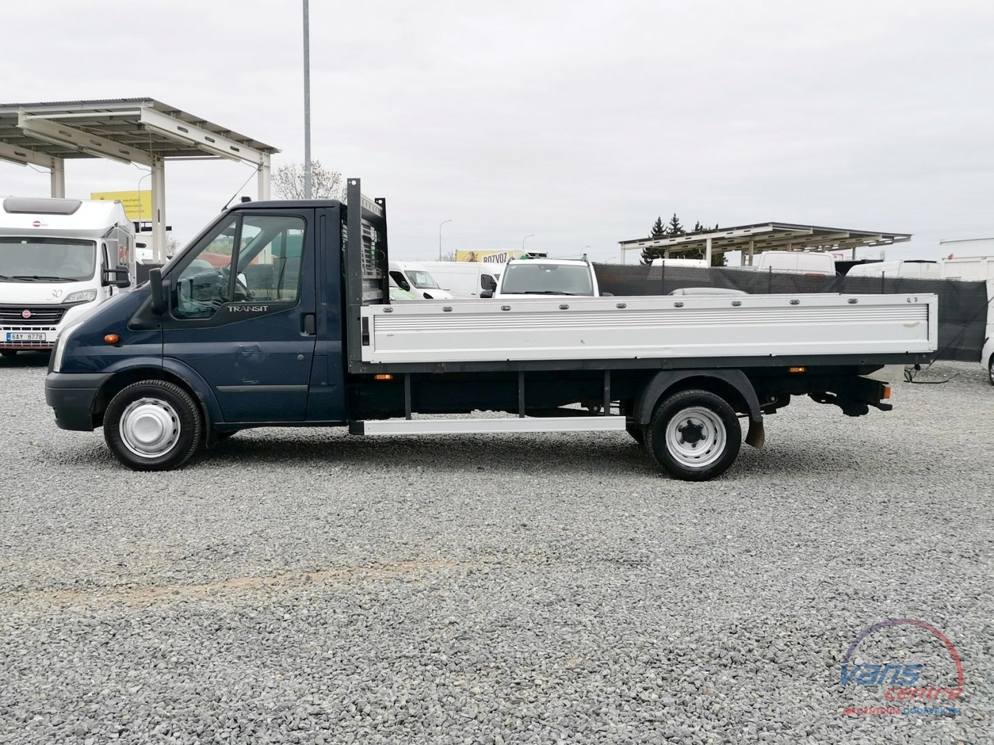 Ford TRANSIT 2.2TDCI/92KW VALNÍK 4,1M/ TAŽNÉ 2,8T