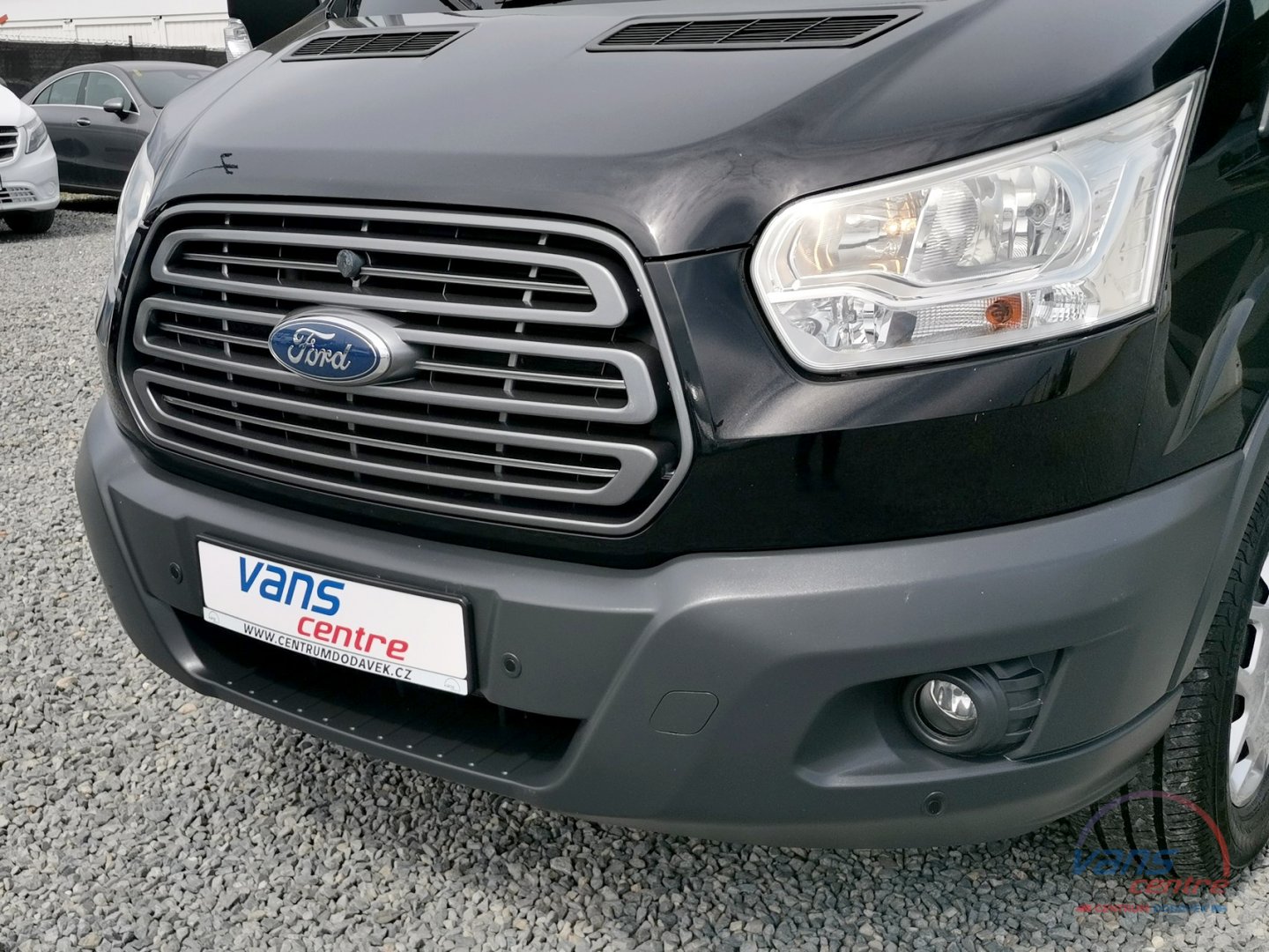 Ford TRANSIT 2.2TDCI/74KW L2H2/ 2 BOČNÍ DVEŘE/ KLIMA/ TAŽNÉ