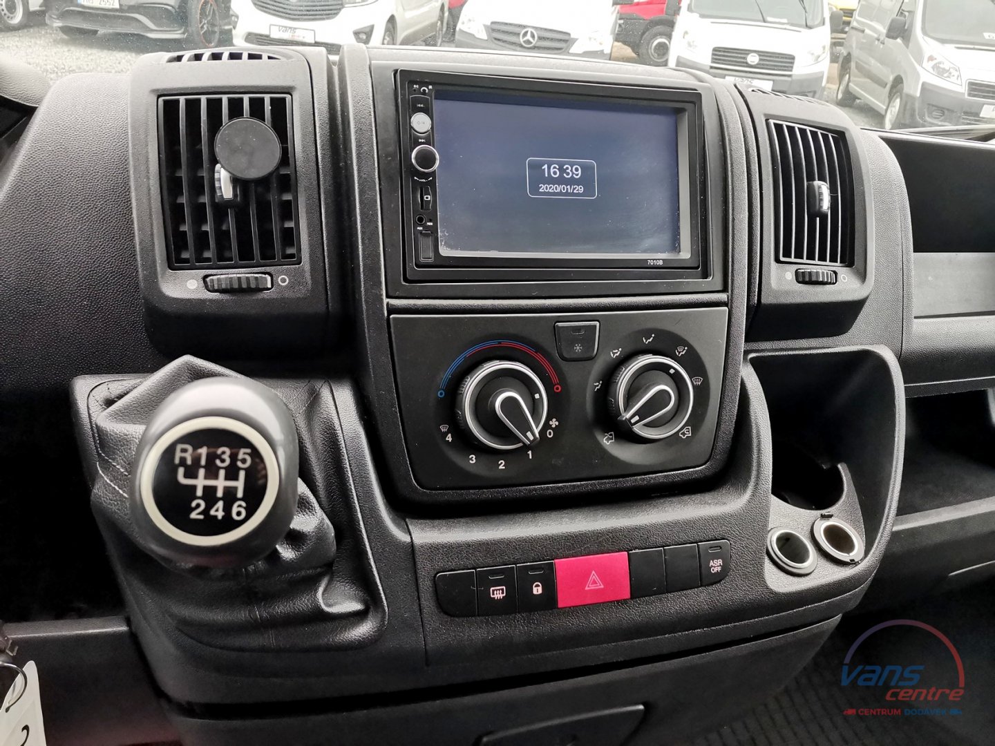 Peugeot BOXER 2.0HDI/120KW VALNÍK 10 PALET/ MĚCHY/ ČR 