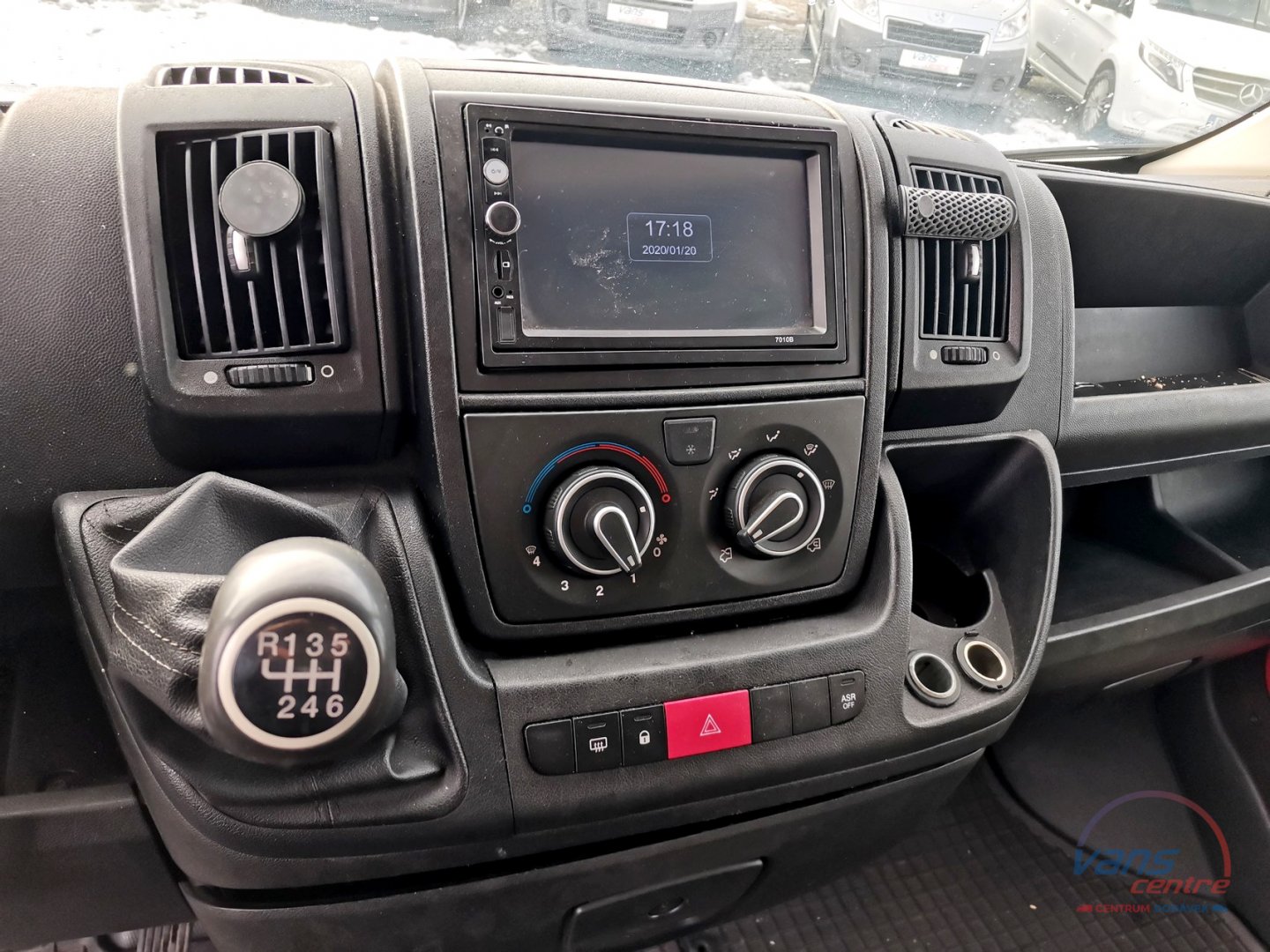 Peugeot BOXER 2.0HDI/120KW VALNÍK 10 PALET/ MĚCHY/ ČR 