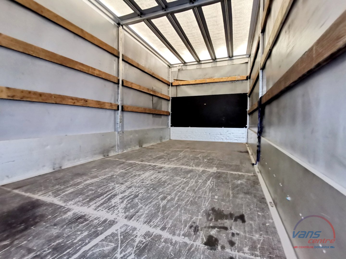 Peugeot BOXER 2.0HDI/120KW VALNÍK 10 PALET/ MĚCHY/ ČR 