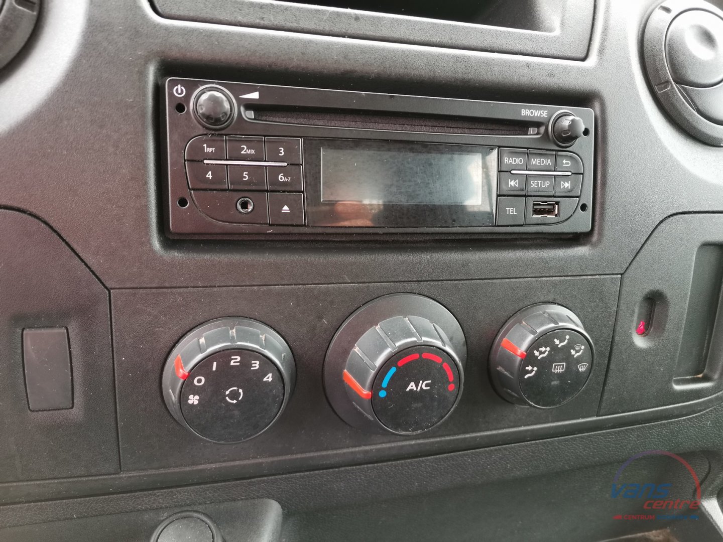 Renault MASTER 130DCI 3 STR.SKLÁPĚČ/6 MÍST/ TAŽNÉ