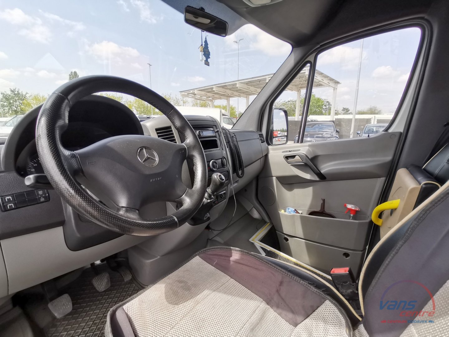 Mercedes-Benz SPRINTER 519CDI BUS 23+1/ TAŽNÉ/ EURO 6/ 1.MAJ.