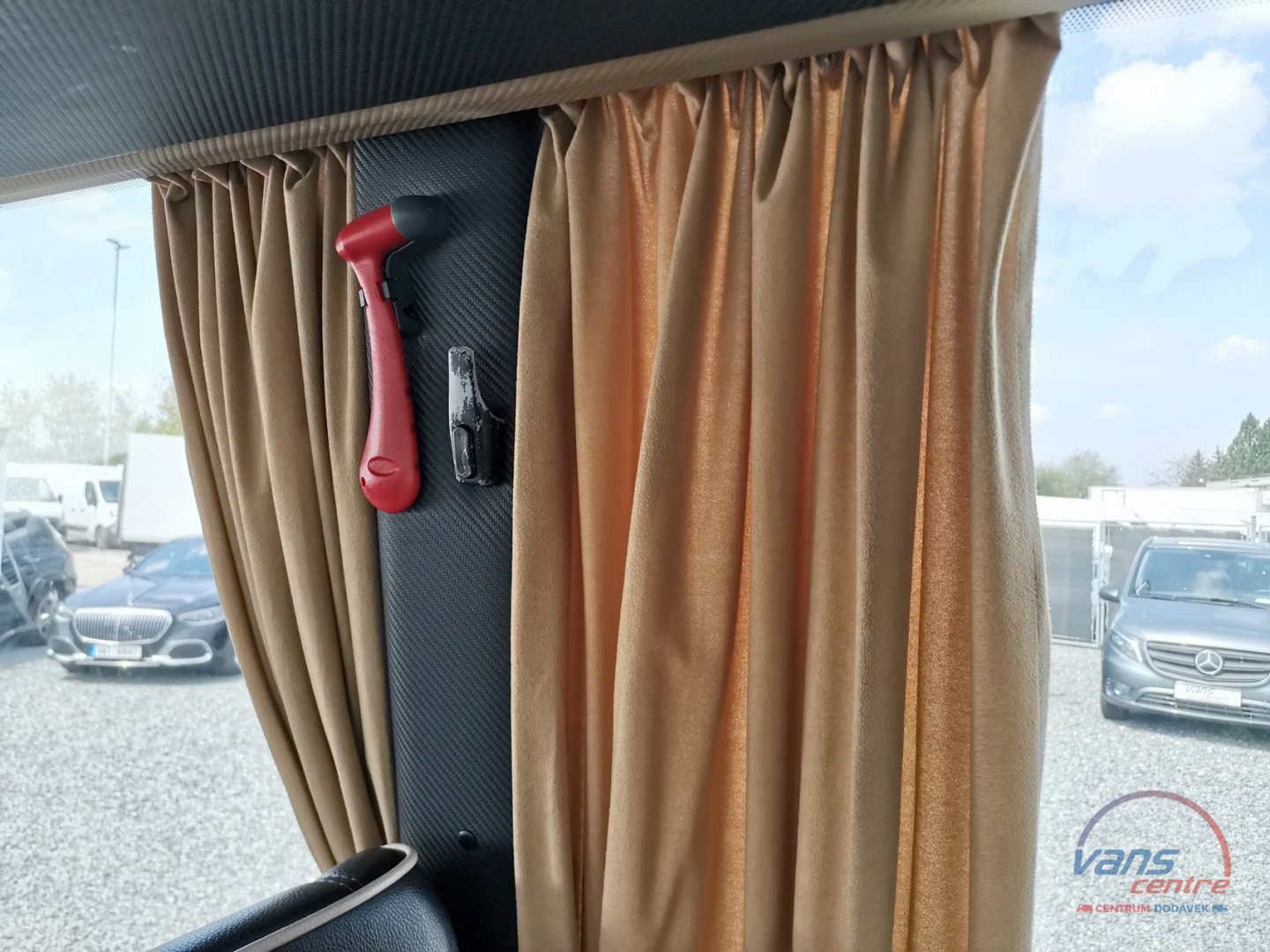 Mercedes-Benz SPRINTER 519CDI BUS 23+1/ TAŽNÉ/ EURO 6/ 1.MAJ.