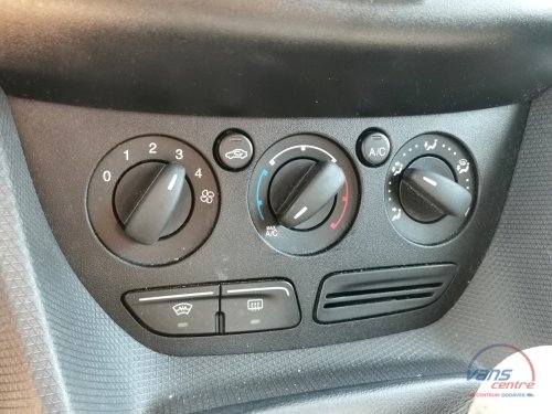 Ford TRANSIT CONNECT 1.5TDCI/74KW 5 MÍST/ ČR