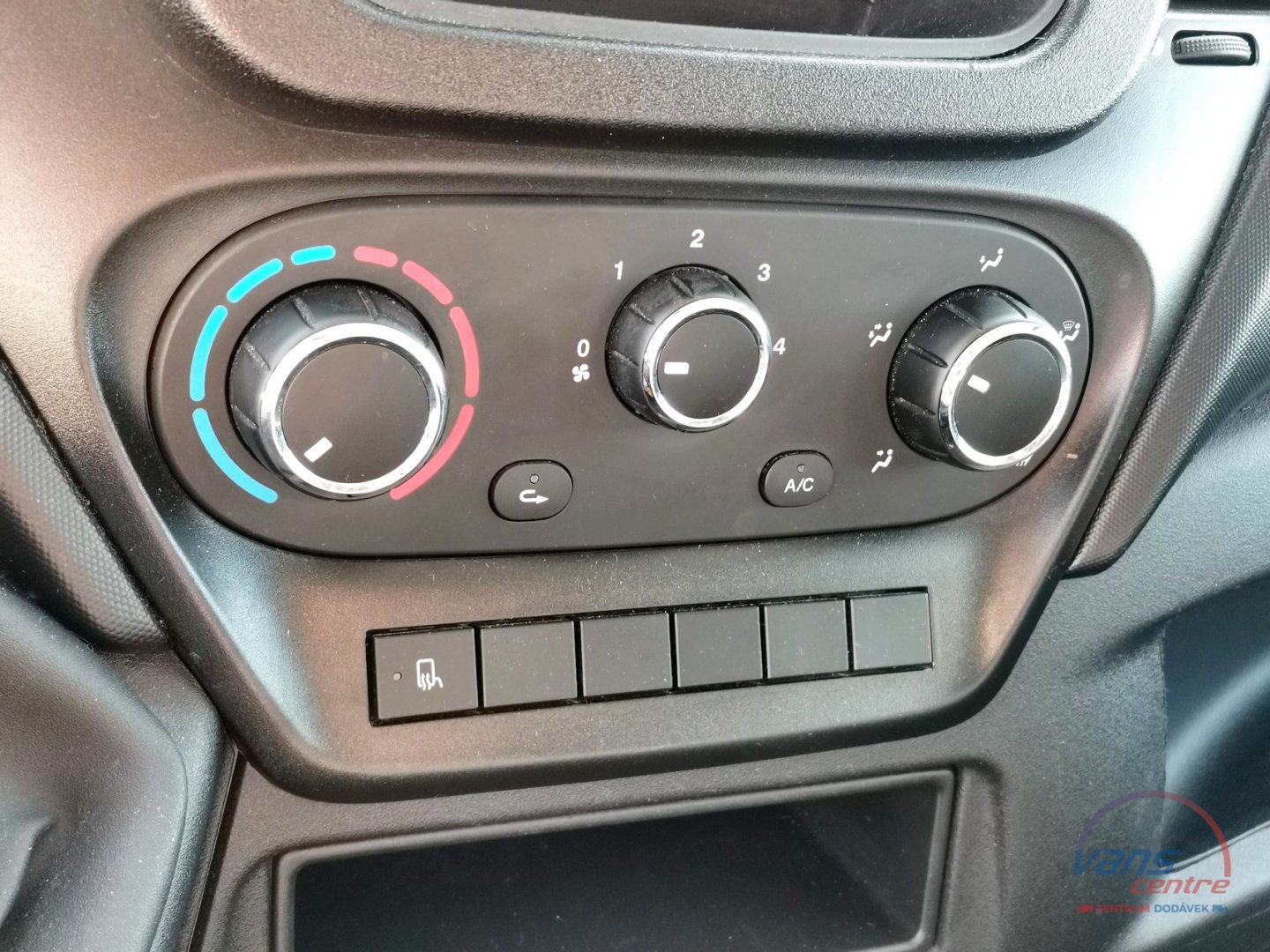 Iveco DAILY 50C15 MRAZÍ/CHLADÍ/ 6 PALET/ 230V/ 3,5T