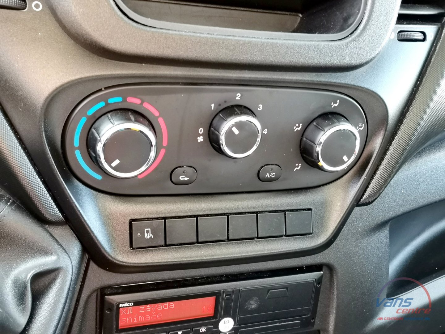 Iveco DAILY 72C18 MRAZÍ/CHLADÍ/MASO VE VISU/ 380V