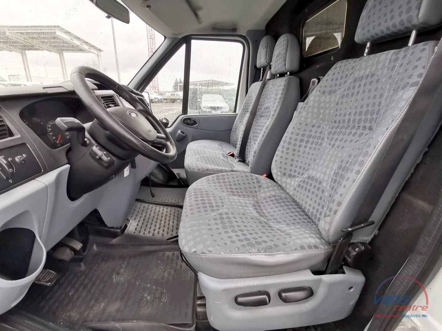 Ford TRANSIT 2.2TDCI/92KW L1H1/ KLIMA/ TEMPOMAT/ TAŽNÉ 