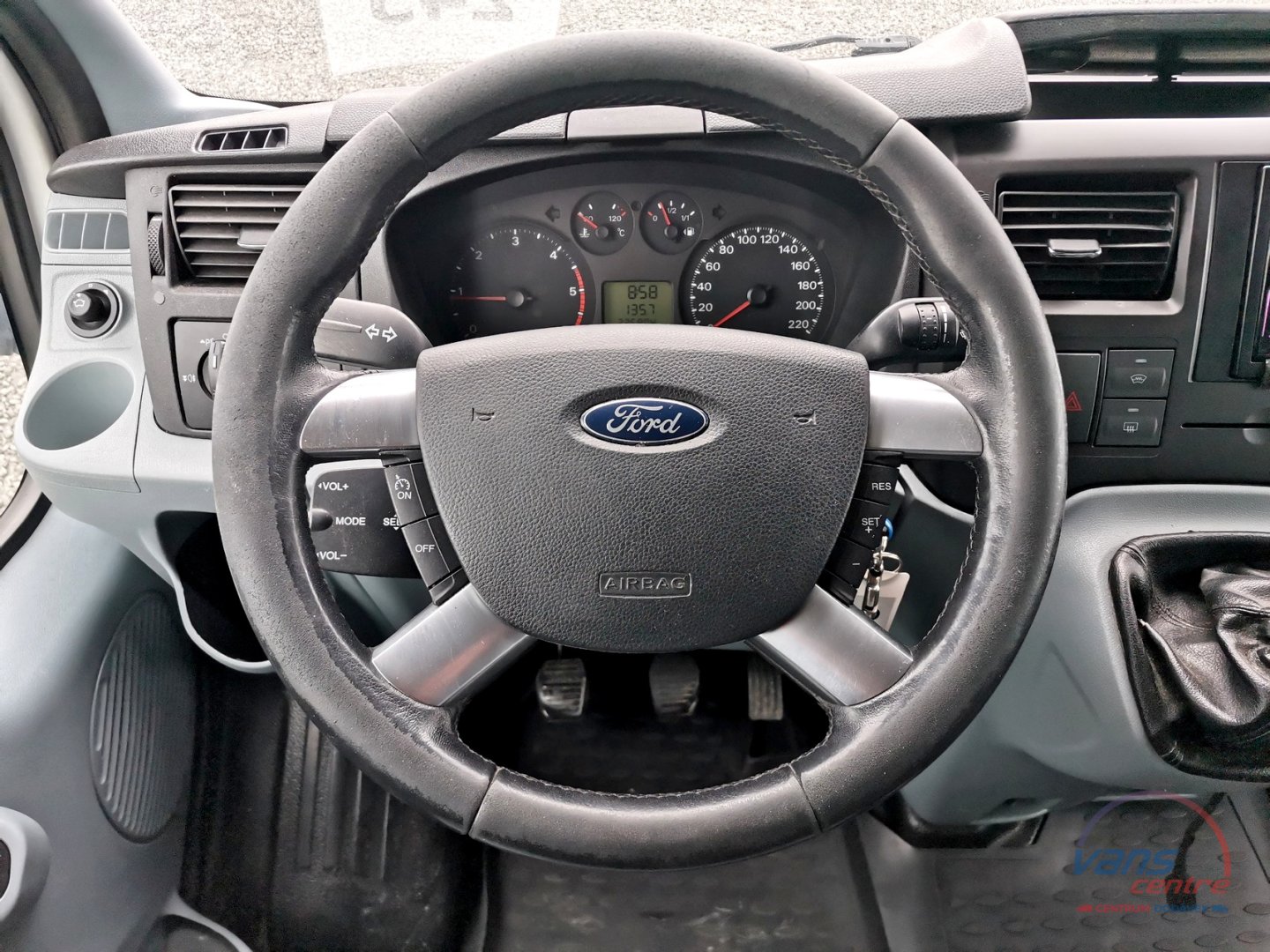 Ford TRANSIT 2.2TDCI/92KW L1H1/ KLIMA/ TEMPOMAT/ TAŽNÉ 