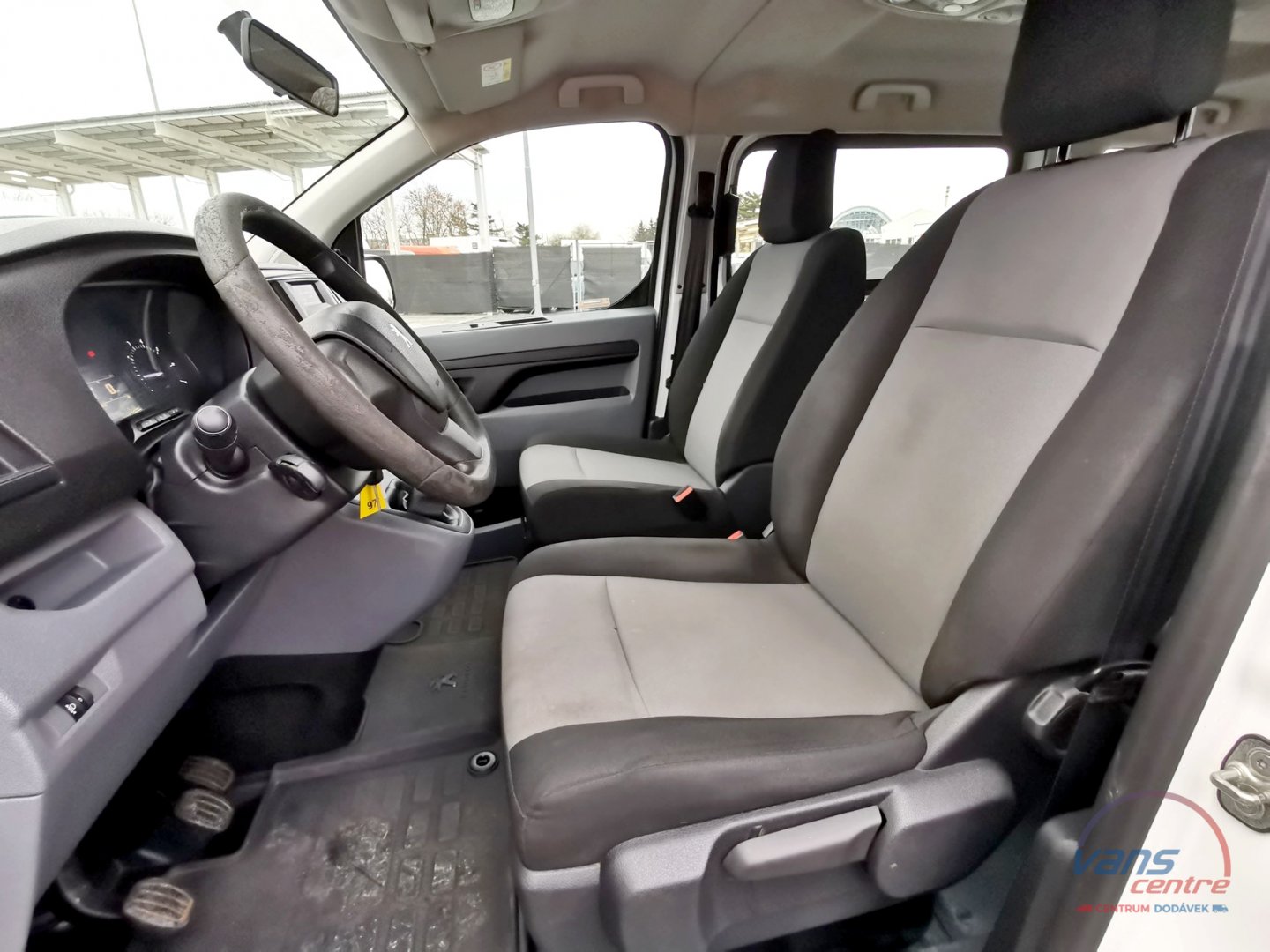Peugeot EXPERT 1.6HDI/85KW L1H1/ 5 MÍST/ KLIMA/ TAŽNÉ