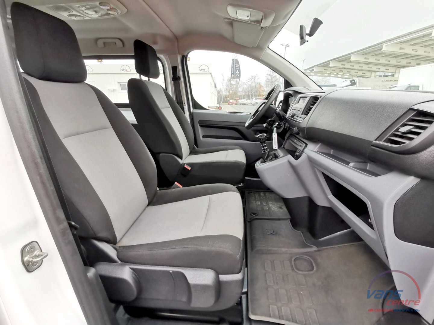 Peugeot EXPERT 1.6HDI/85KW L1H1/ 5 MÍST/ KLIMA/ TAŽNÉ