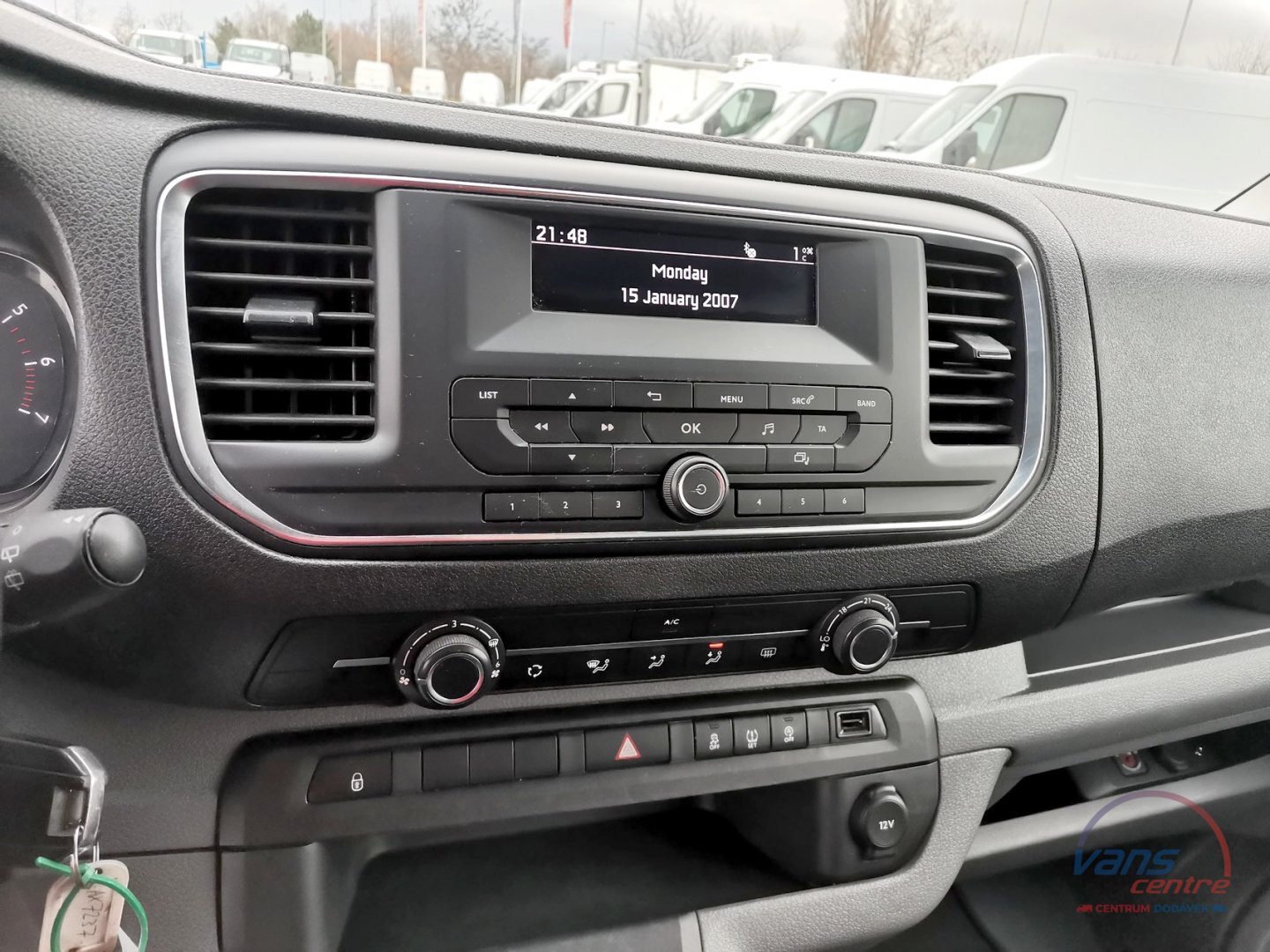Peugeot EXPERT 1.6HDI/85KW L1H1/ 5 MÍST/ KLIMA/ TAŽNÉ