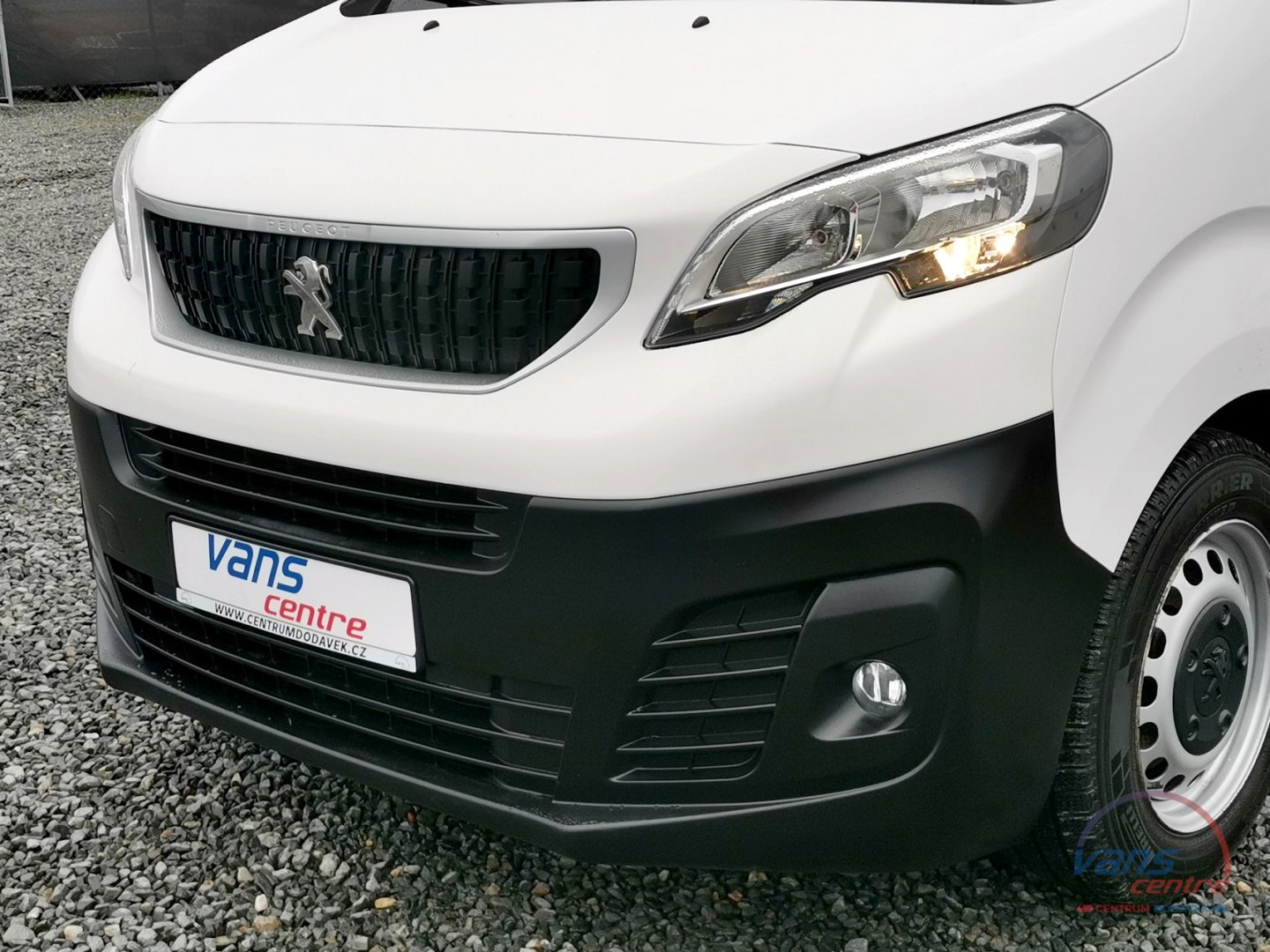 Peugeot EXPERT 1.6HDI/85KW L1H1/ 5 MÍST/ KLIMA/ TAŽNÉ