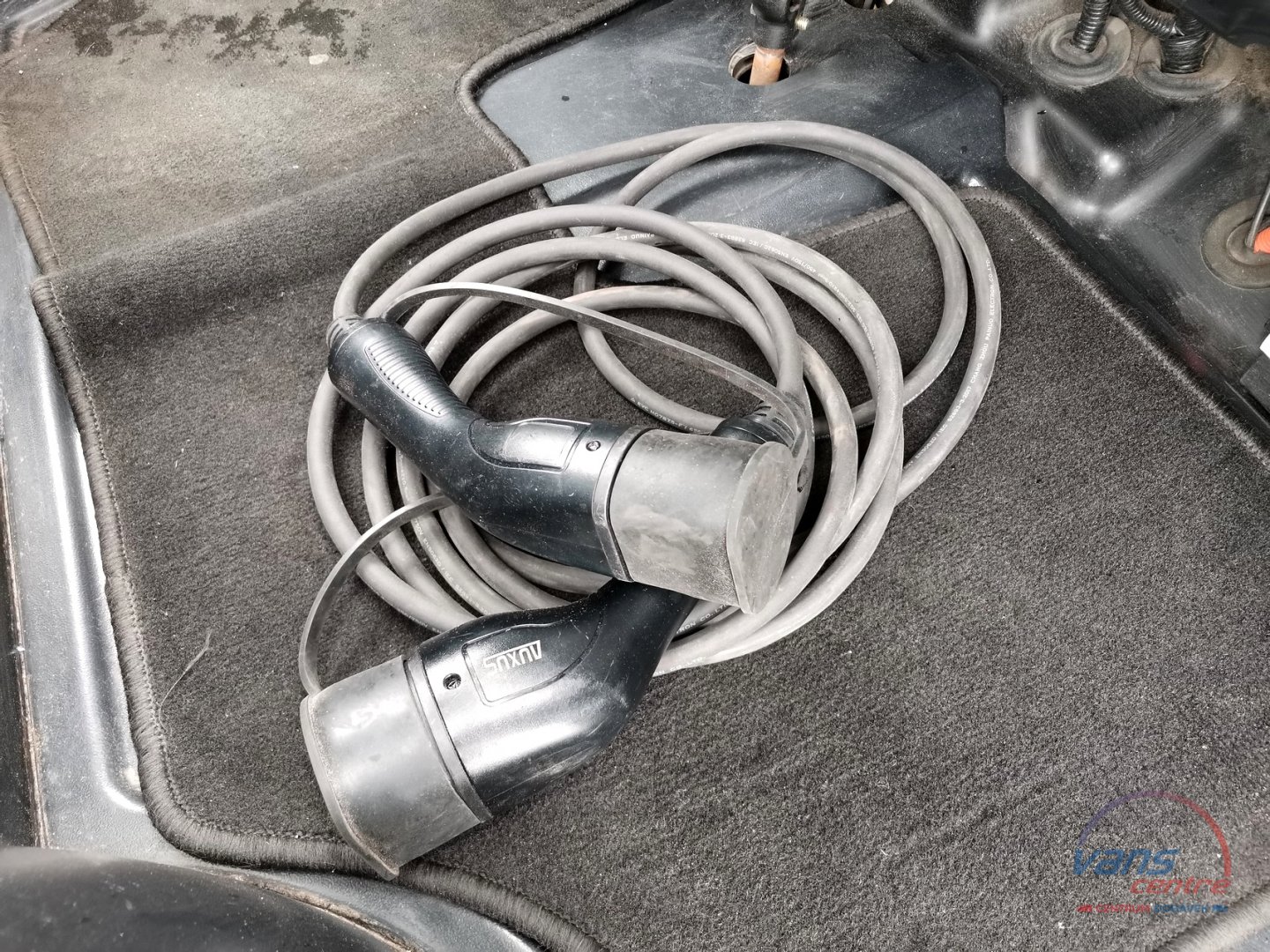 Ostatní CENNTRO METRO /26KWH/ AŽ 229KM/ CARGO BOX L