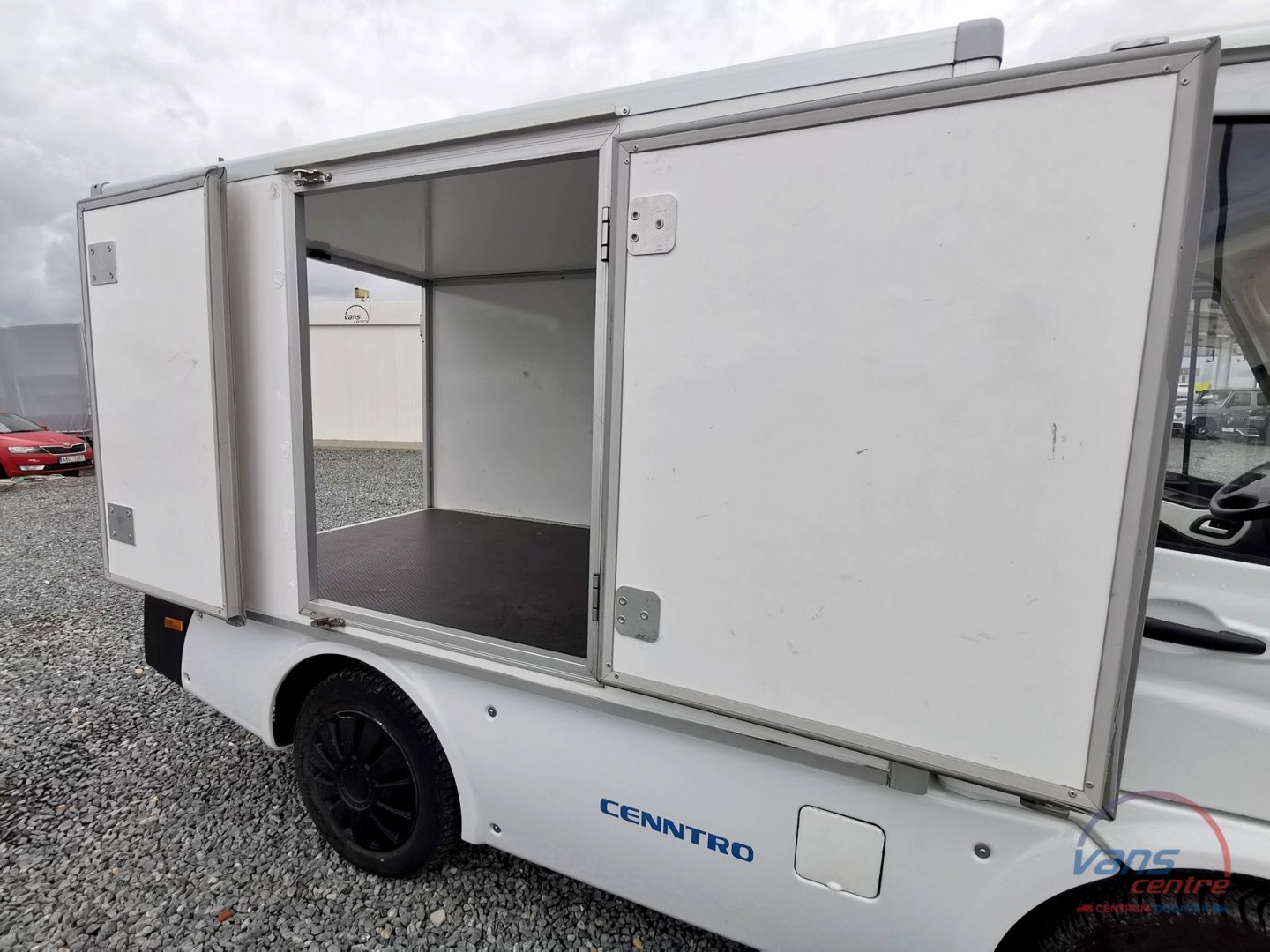 Ostatní CENNTRO METRO /26KWH/ AŽ 229KM/ CARGO BOX L