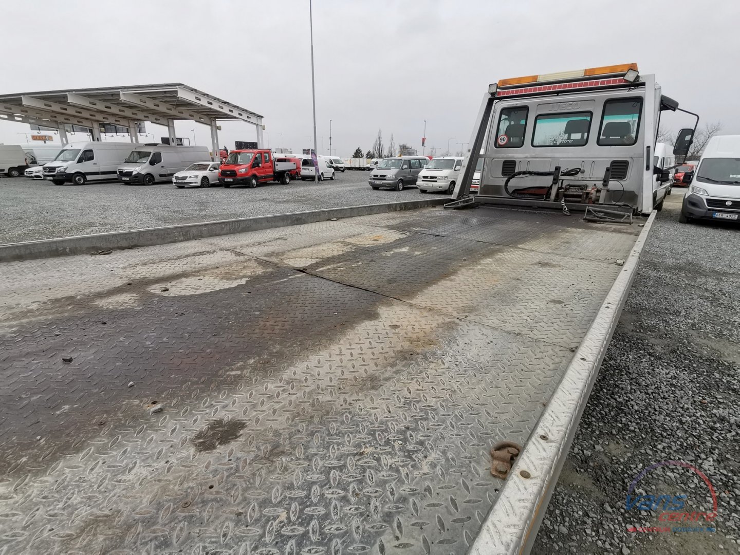 Iveco DAILY 35S18 HI-MATIC/ MRAZÁK/ 220V/ 2 KOMORY