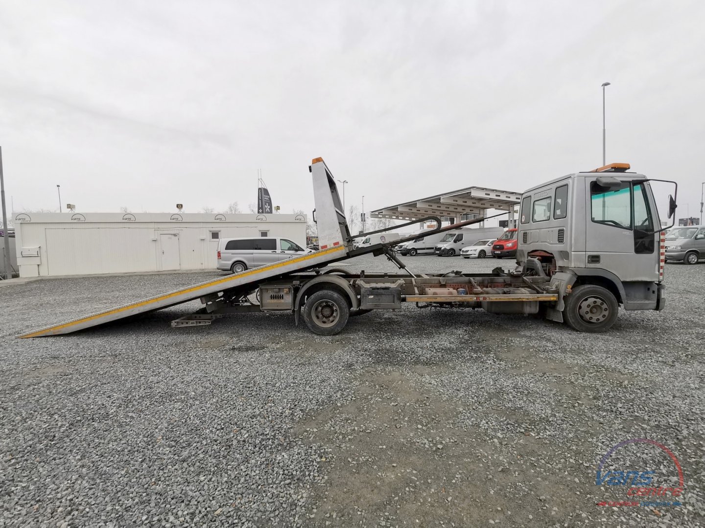 Iveco DAILY 35S18 HI-MATIC/ MRAZÁK/ 220V/ 2 KOMORY