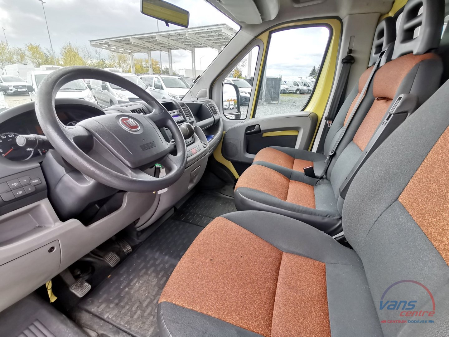 Fiat DUCATO 160MJET VALNÍK 8 PALET/ NEZ.TOPENÍ/ KLIMA/ TAŽNÉ 
