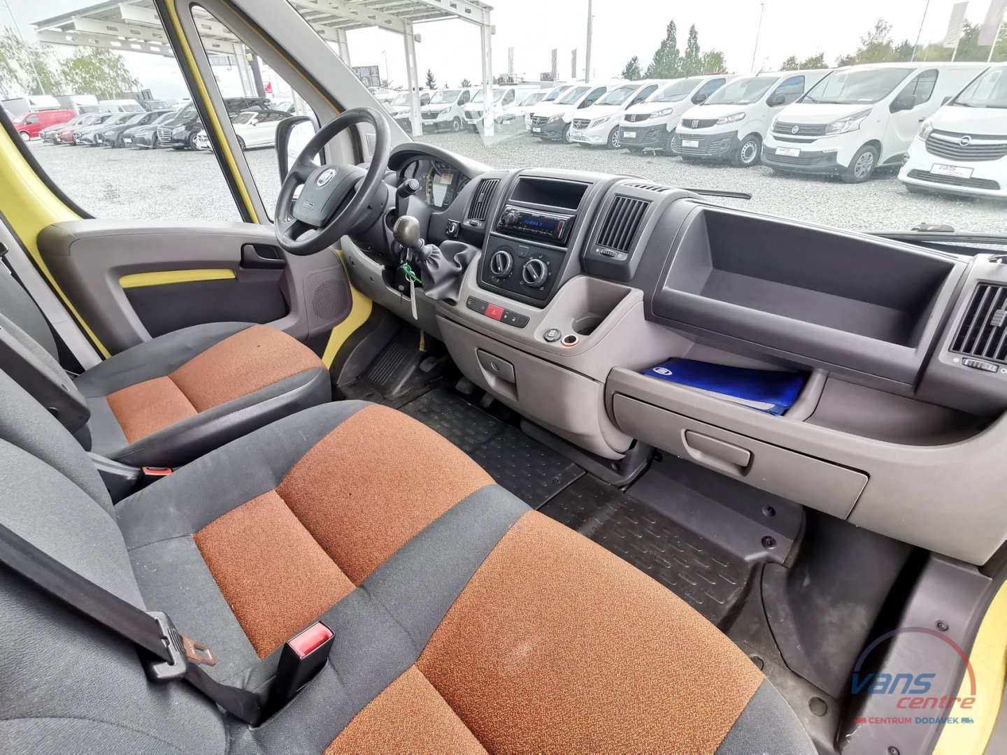 Fiat DUCATO 160MJET VALNÍK 8 PALET/ NEZ.TOPENÍ/ KLIMA/ TAŽNÉ 