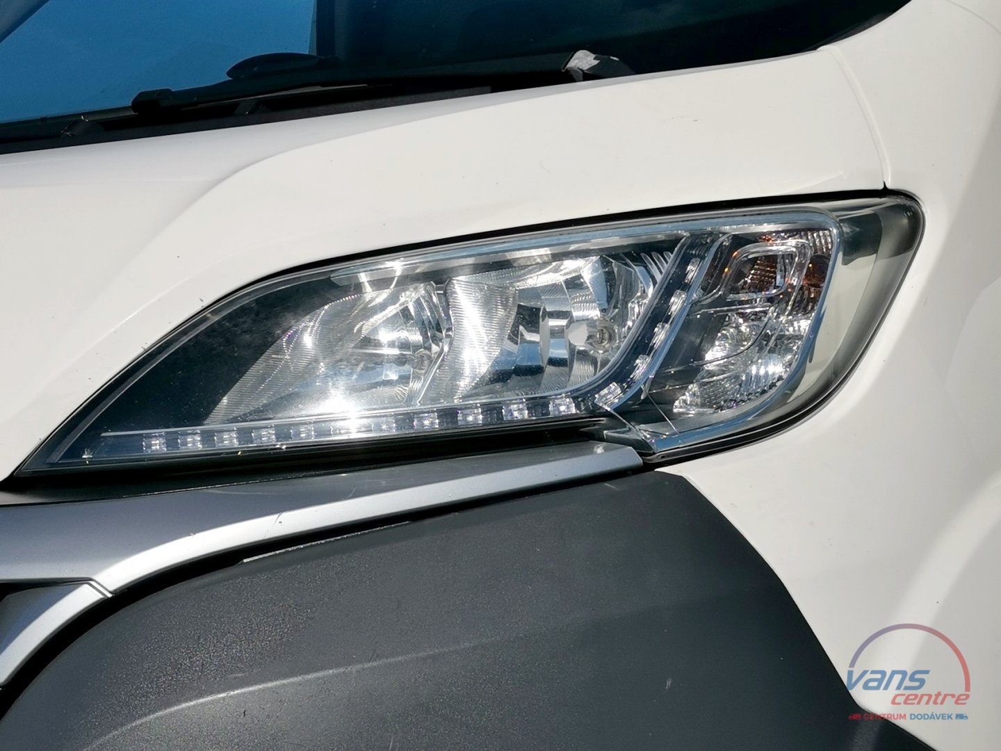 Volkswagen MULTIVAN 2.0TDI/103KW 7 MÍST/ NAVI/ XENONY/ TAŽNÉ