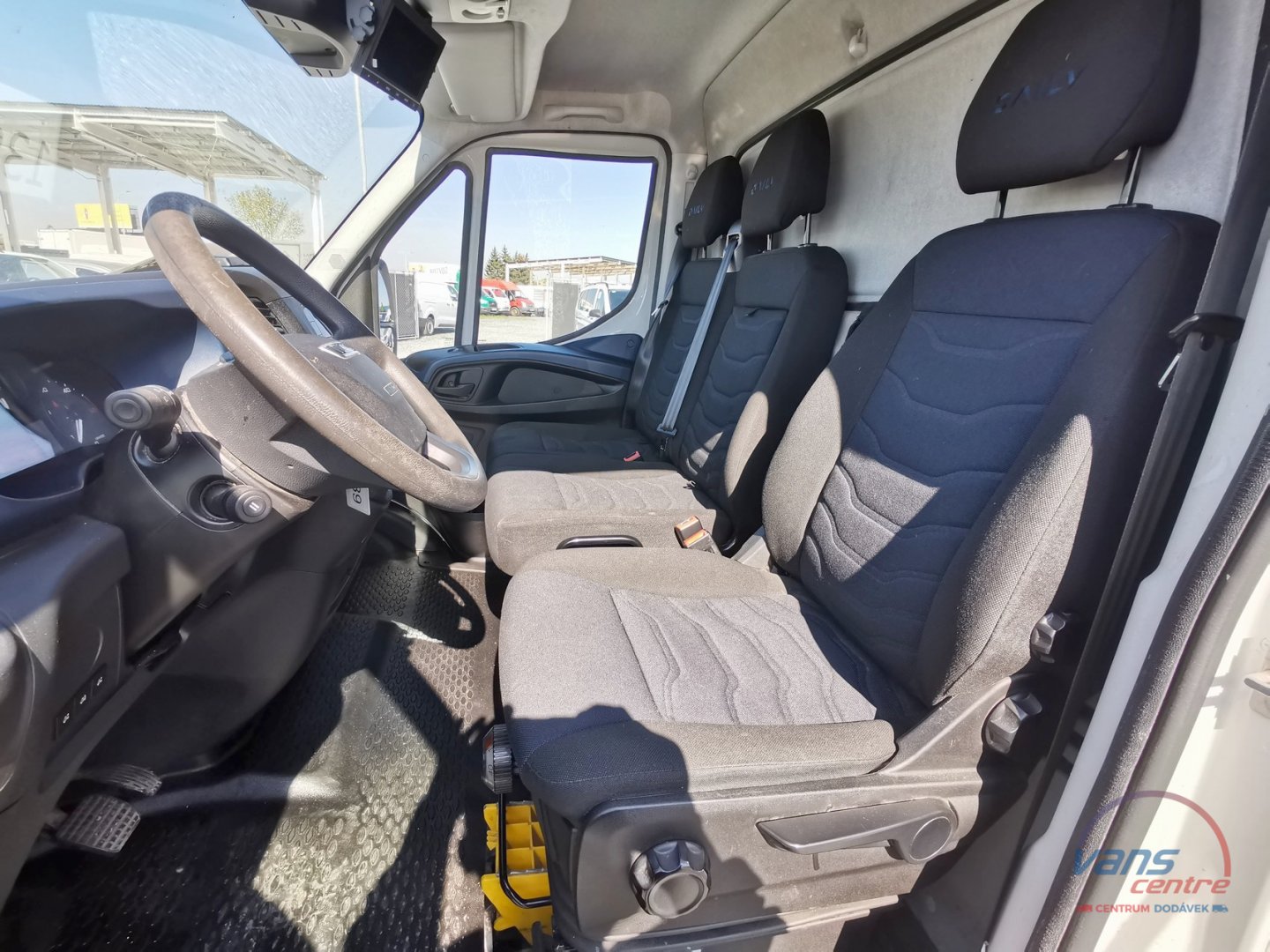 Iveco DAILY 50C18 HI-MATIC/ SKŘÍŇ 5,5M/ MĚCHY/3,5T/ ČR